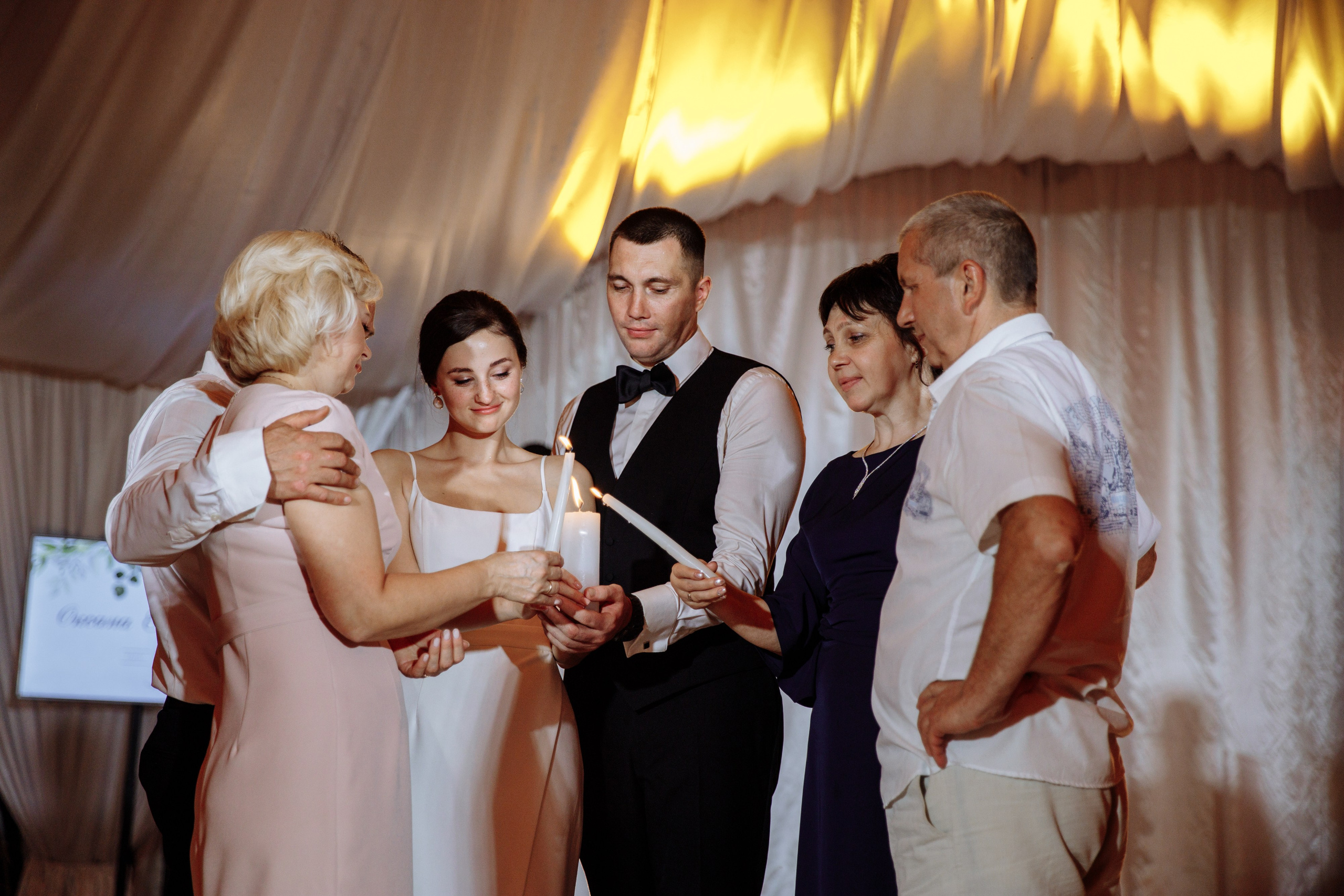 Банкет в шатре Кадницы. Свет на свадьбу Нижний Новгород Friends Rent