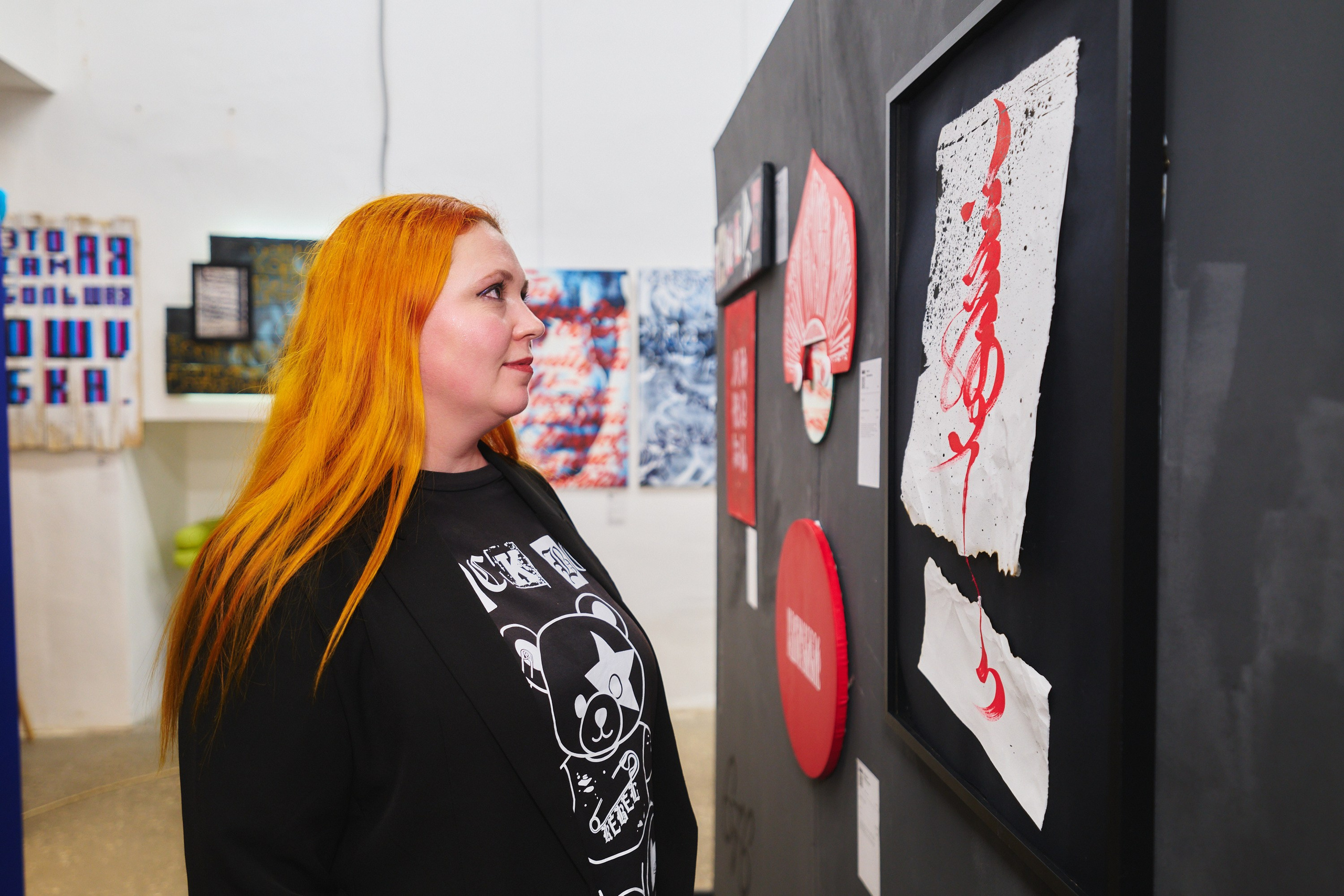 Выставка Каллиграфии — галлереия 676. Фотограф в Иваново: Каталожная съемка одежды и постельного белья, Wildberries