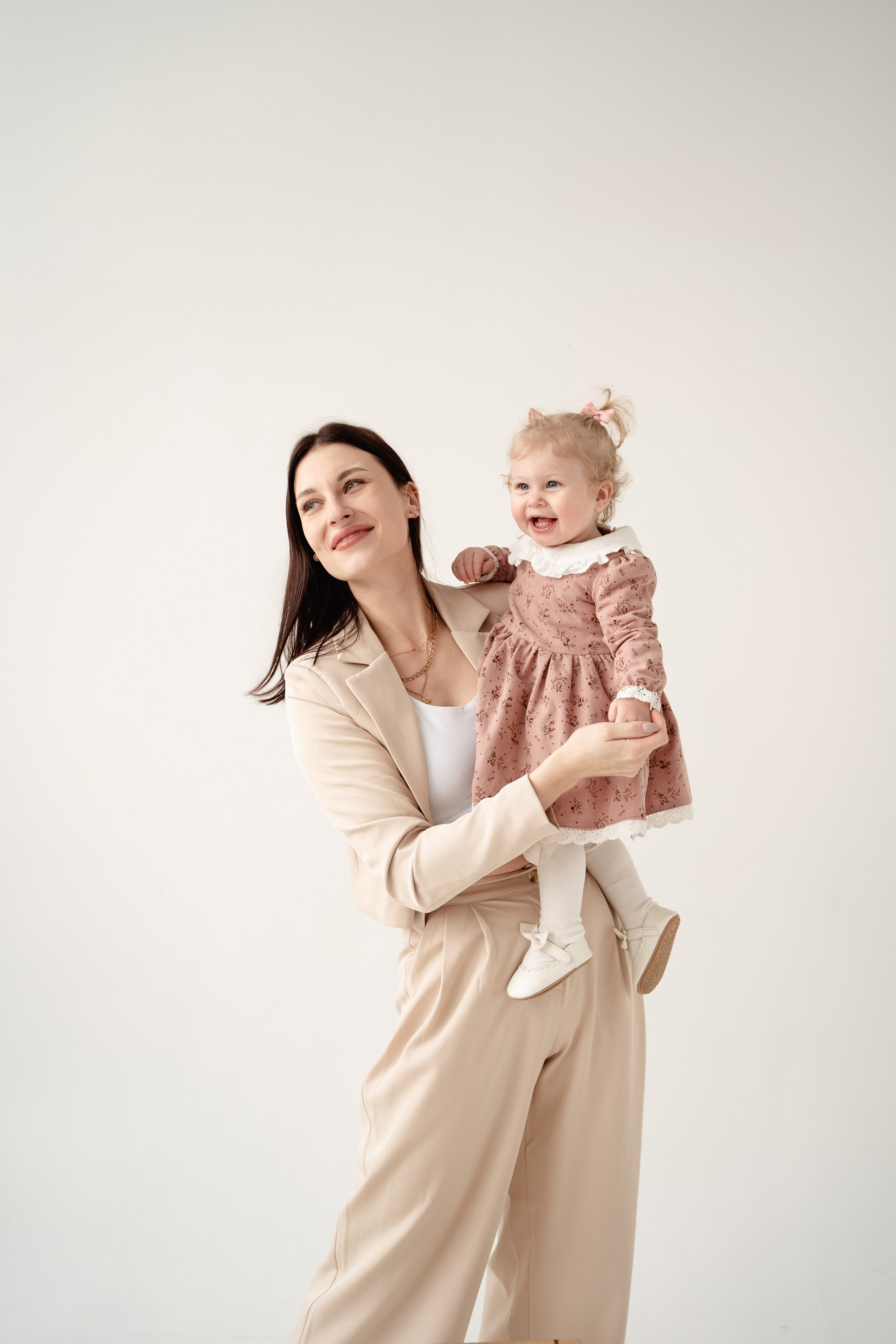 Наталия, Артем и Ева. Свадебный и семейный фотограф в Пскове и Острове Света Суворова