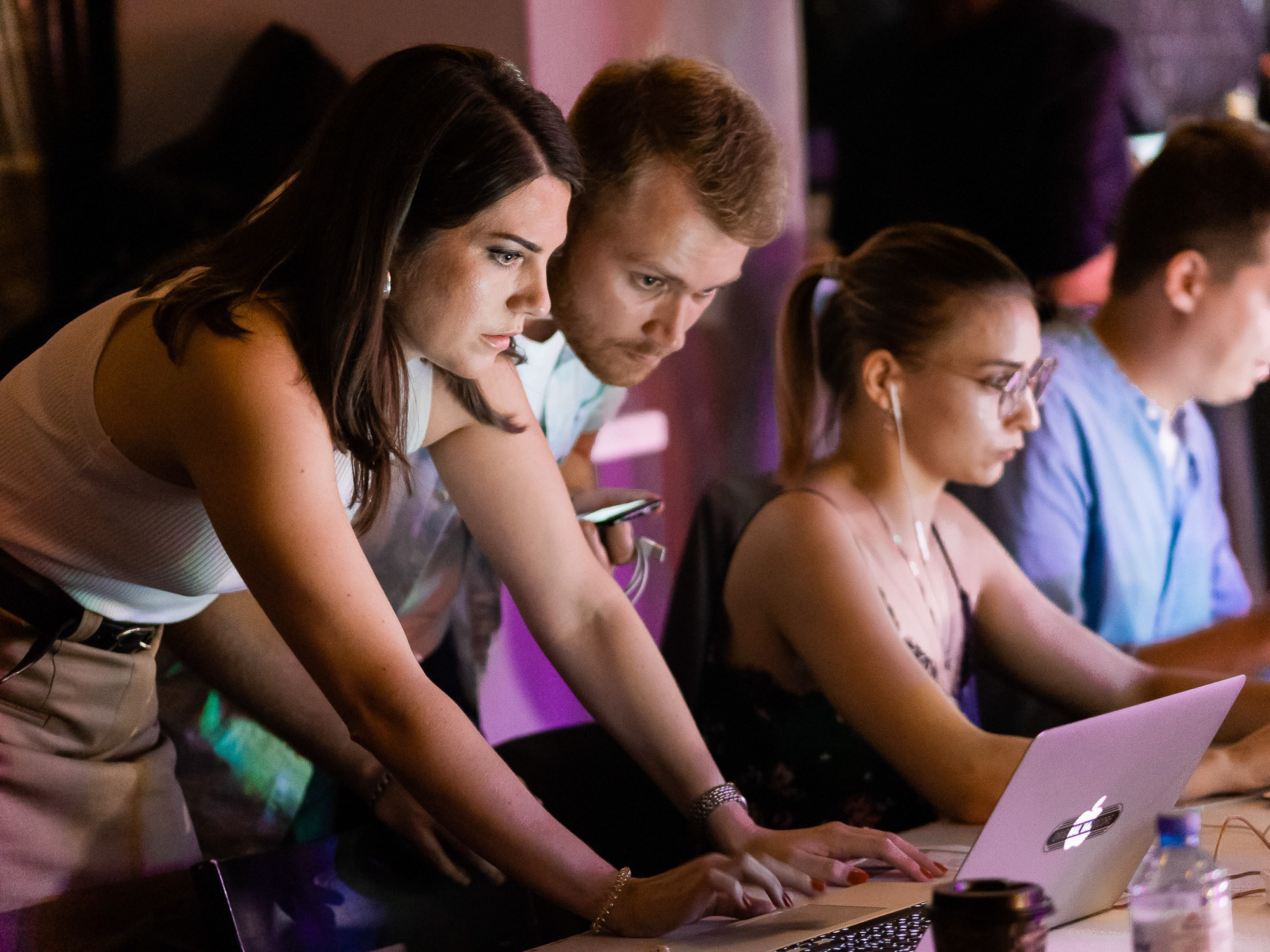 Avito. PRОработка шоу. Репортажный фотограф Денис Тихомиров. Москва