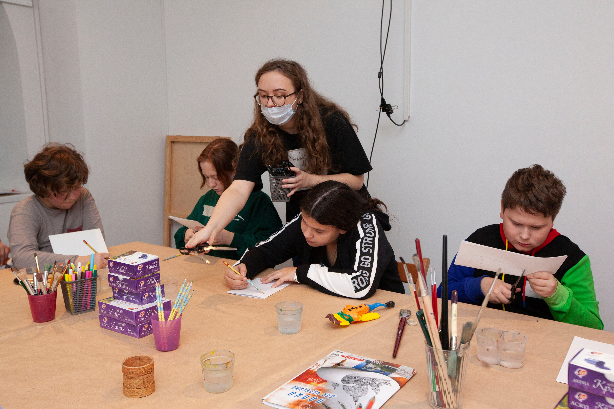 Детский мастер-класс в ММОМА. Stanislav Baryshev — People. Emotions. Atmosphere