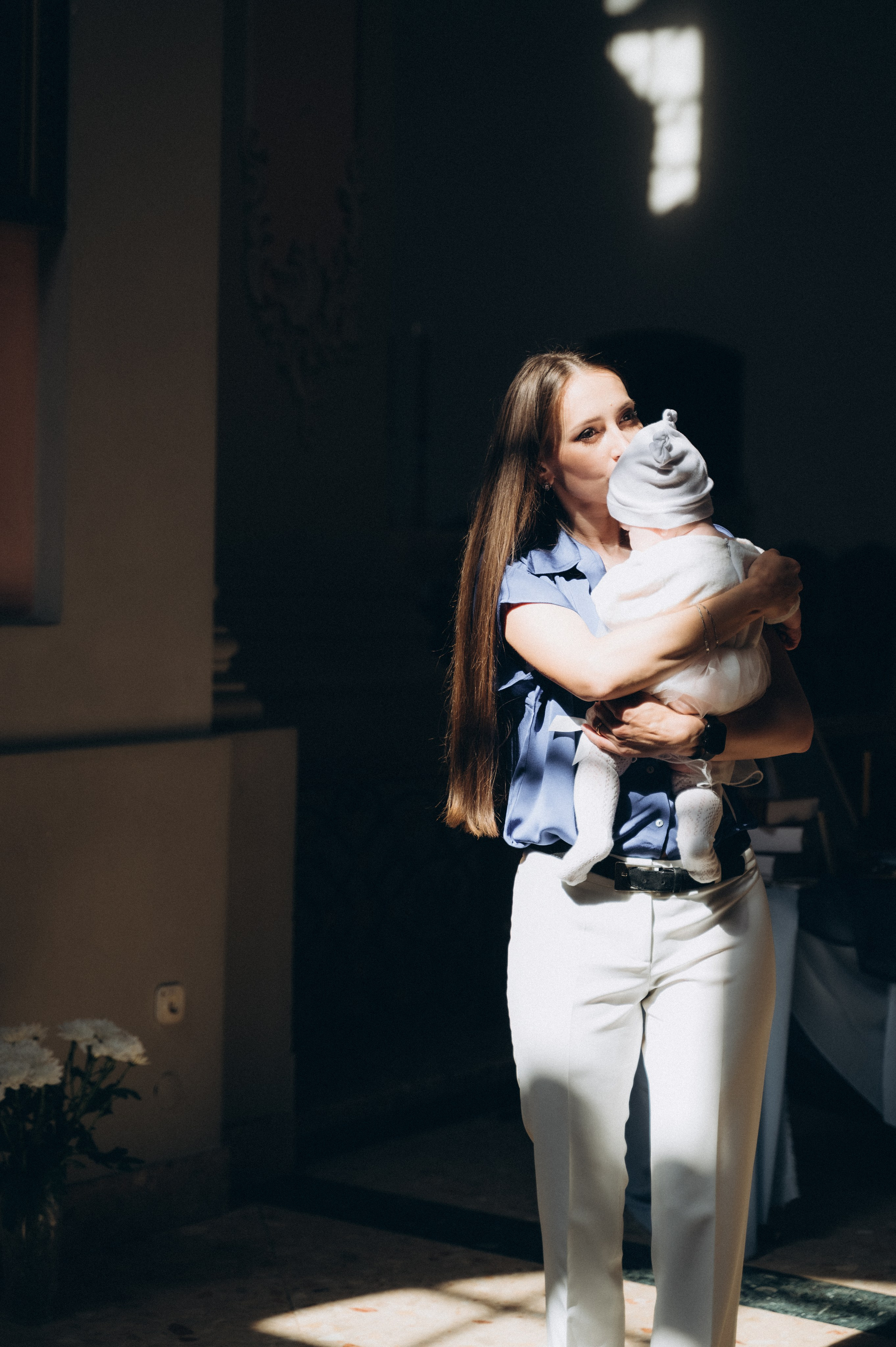 Крещение Василисы Архикафедральный костел Имени Пресвятой Девы Марии. Семейный фотограф в Минске Дарья Дреко