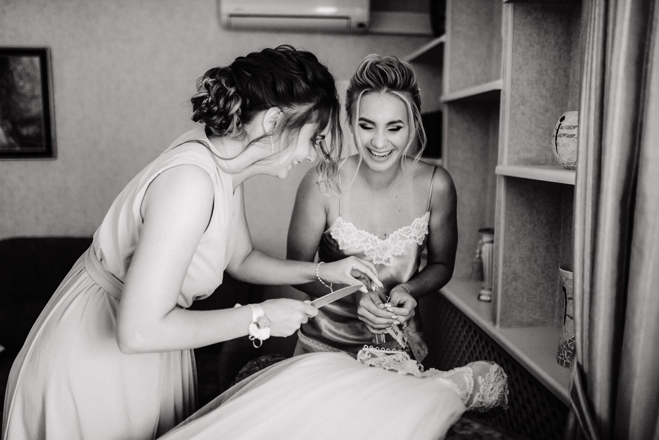 Пруд, шатер и аккордеон. Свадебный и портретный фотограф Пётр Ладанов