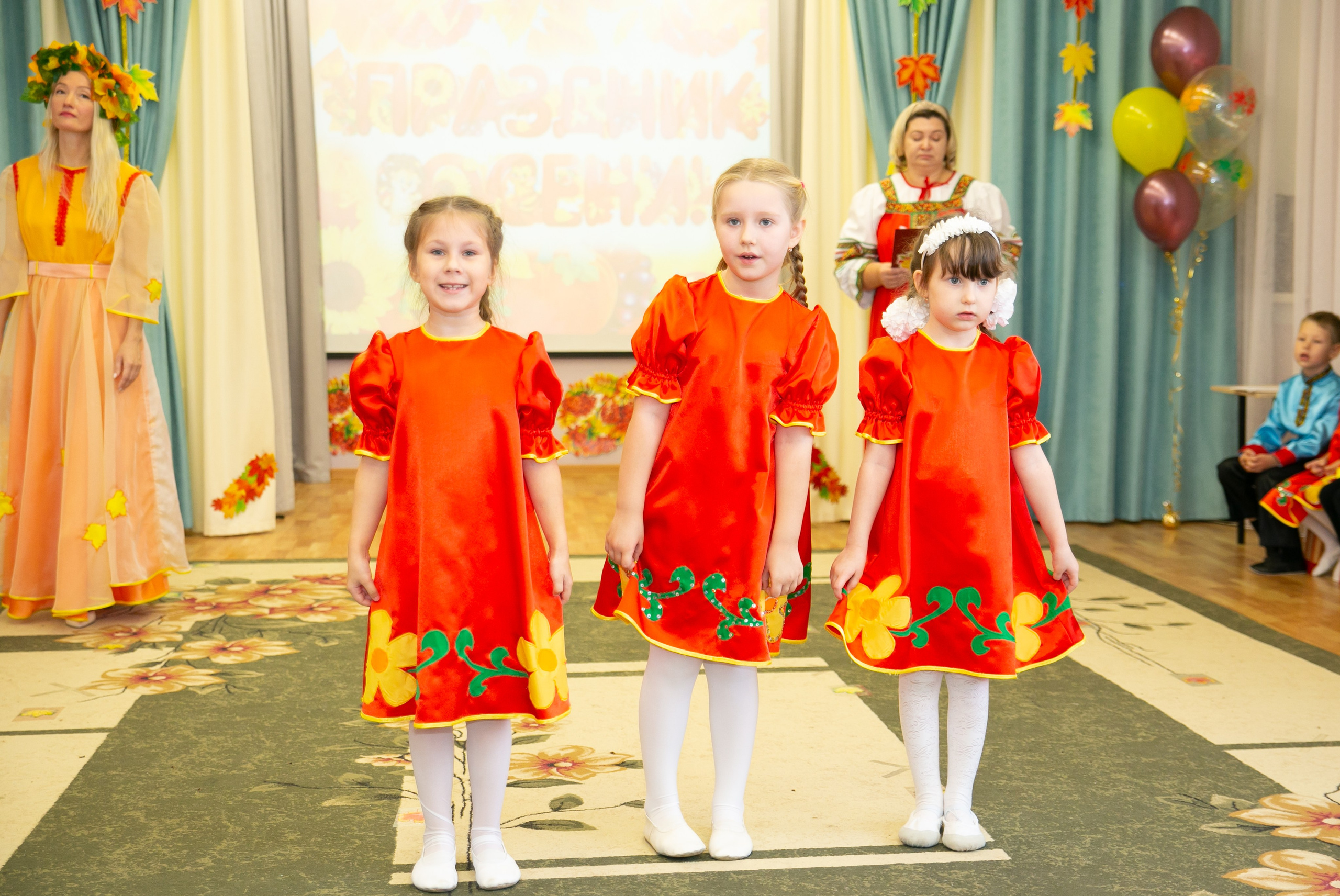 Выпускные и Утренники. Фотограф новорожденных и семейный фотограф НСО г. Бердск Марина Львова