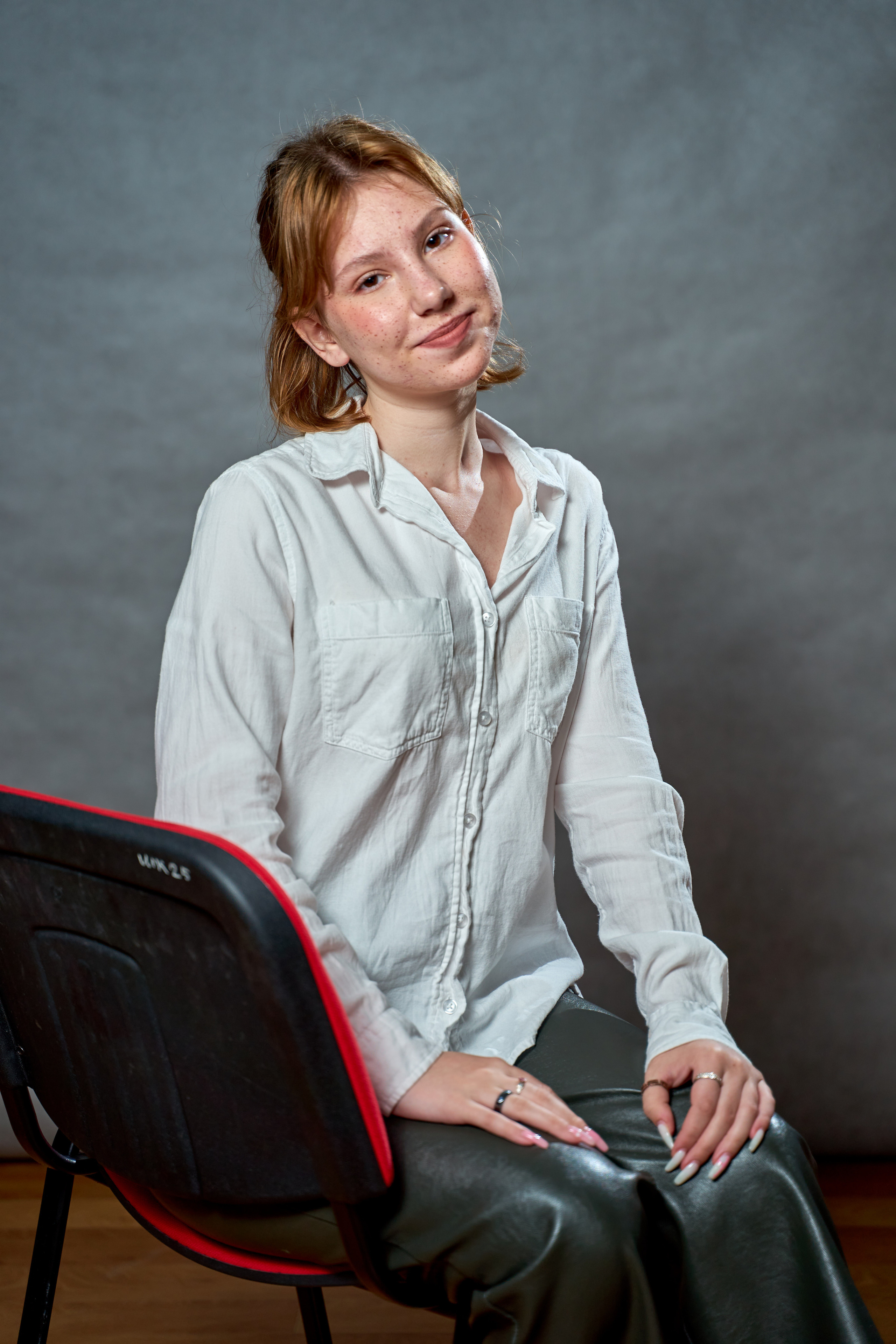 Портретная. Выпускные фотокниги во Владивостоке Джуган Елена