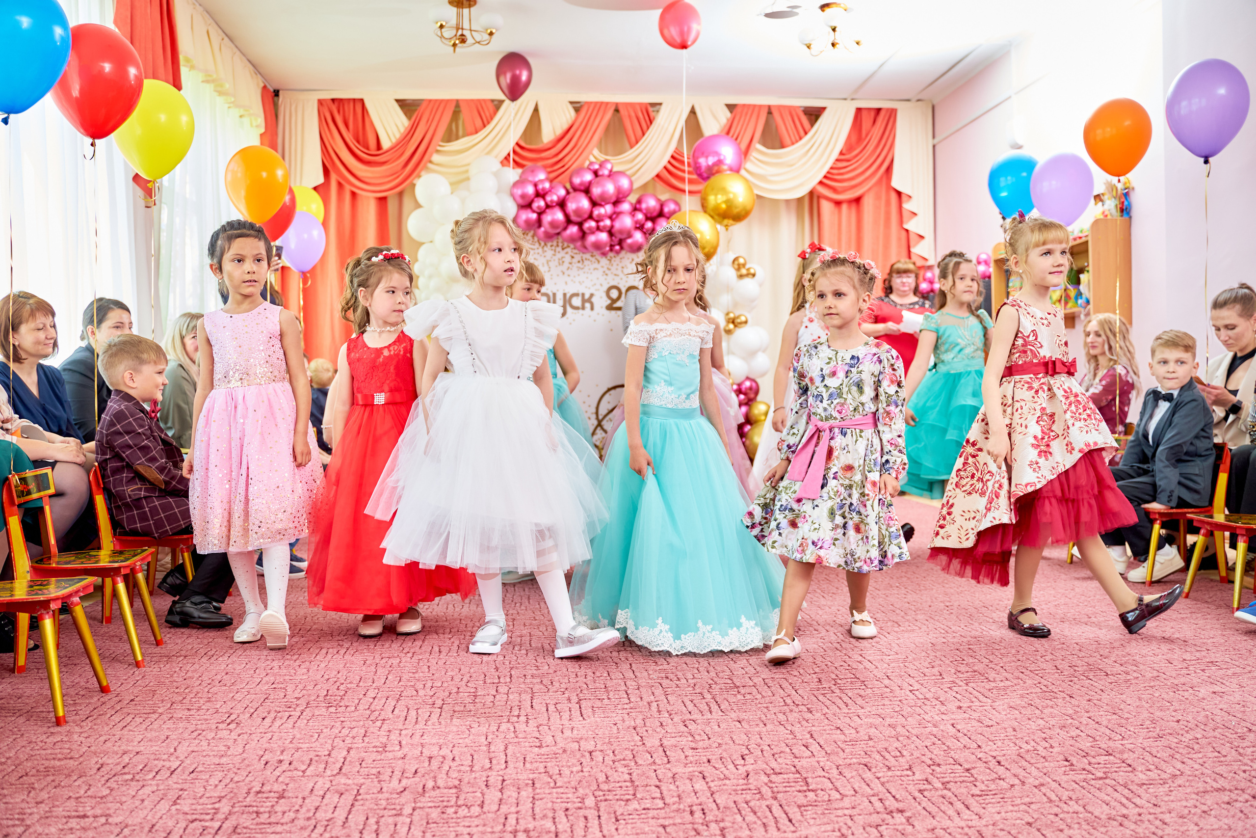 Выпускной в детском саду. Выпускные фотокниги во Владивостоке Джуган Елена