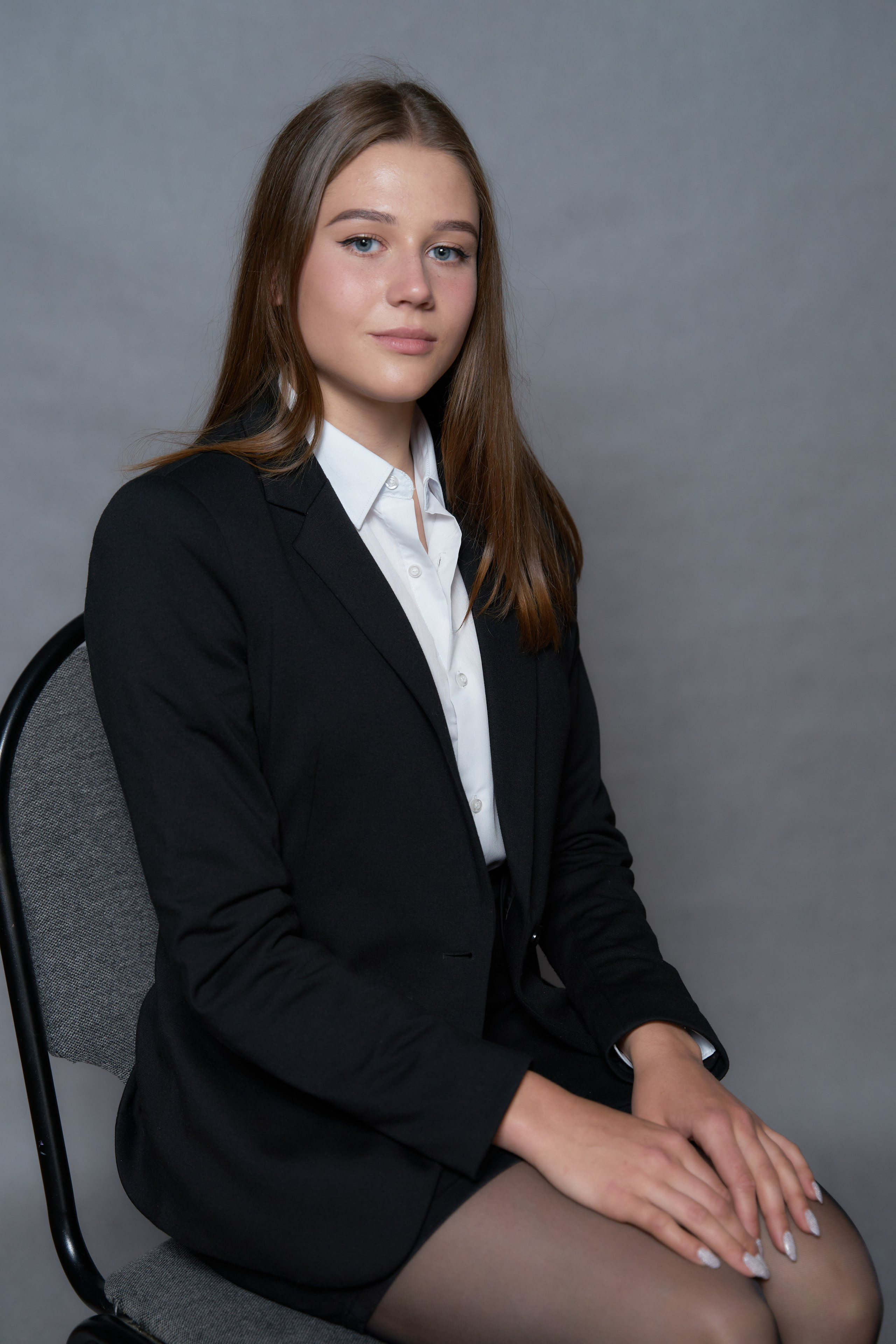 Портретная. Выпускные фотокниги во Владивостоке Джуган Елена