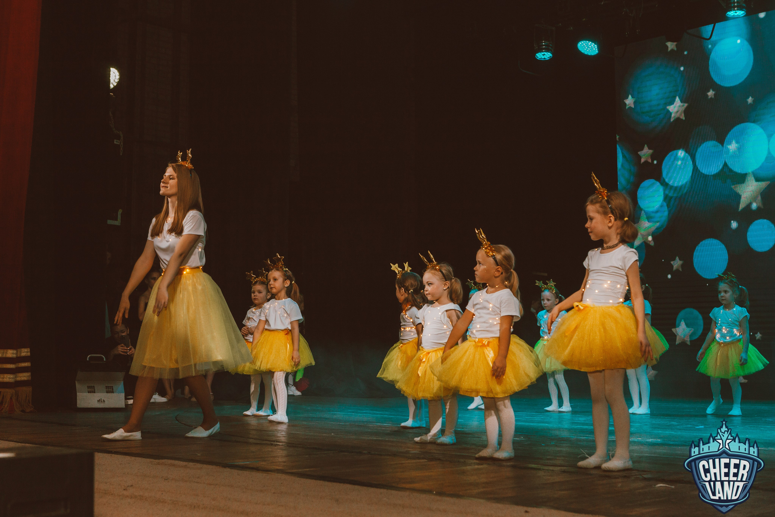 КОСМИЧЕСКОЕ НОВОГОДНЕЕ ПУТЕШЕСТВИЕ «CHEER LAND». Репортажный, семейный, свадебный, портретный фотограф