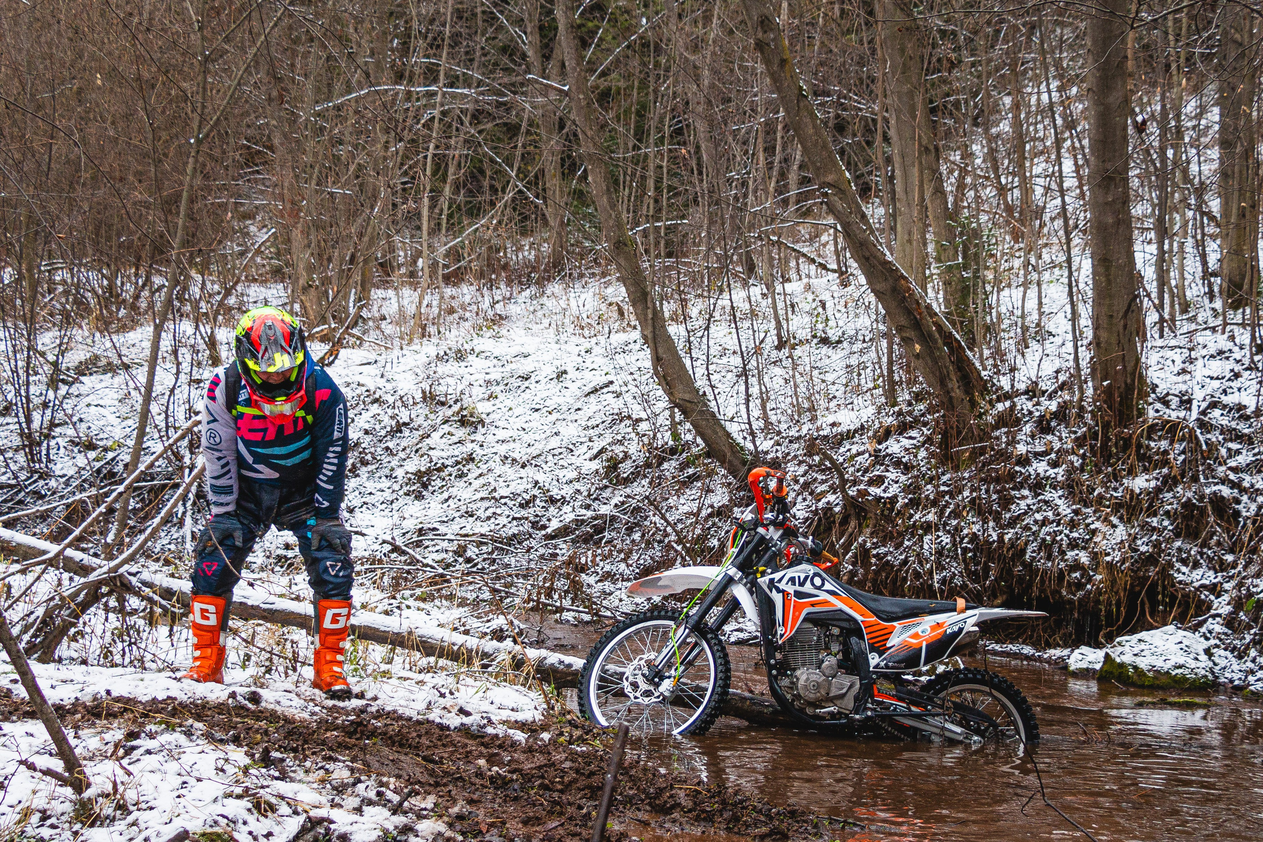 Эндуро-осень. Олег Романов. Мастер фото по спорту