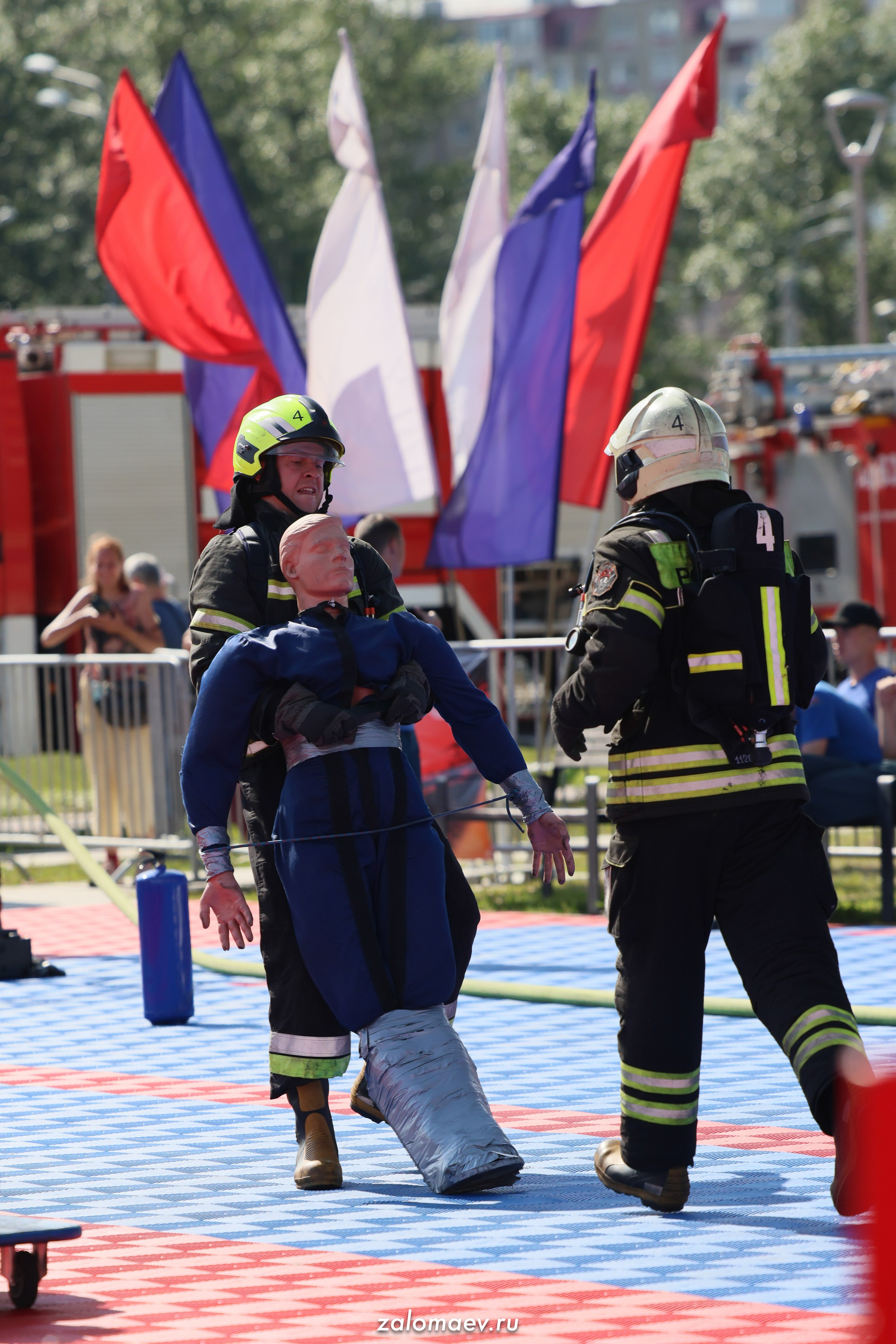 Сильнейший пожарный. Фотограф Александр Заломаев