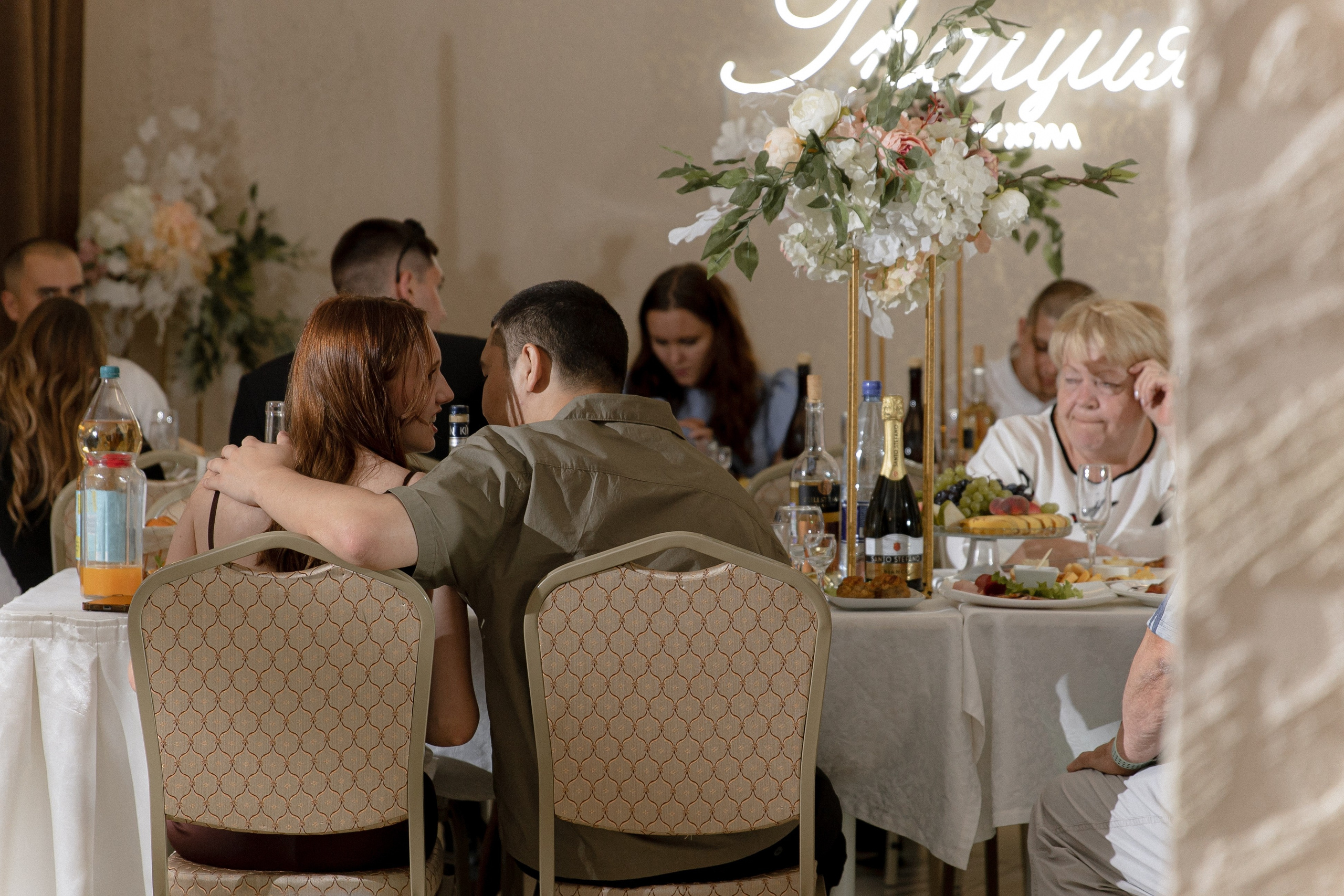 Он, она и весь день любви. Злата и Никита. Свадебный и семейный фотограф в Екатеринбурге Катя Буряк