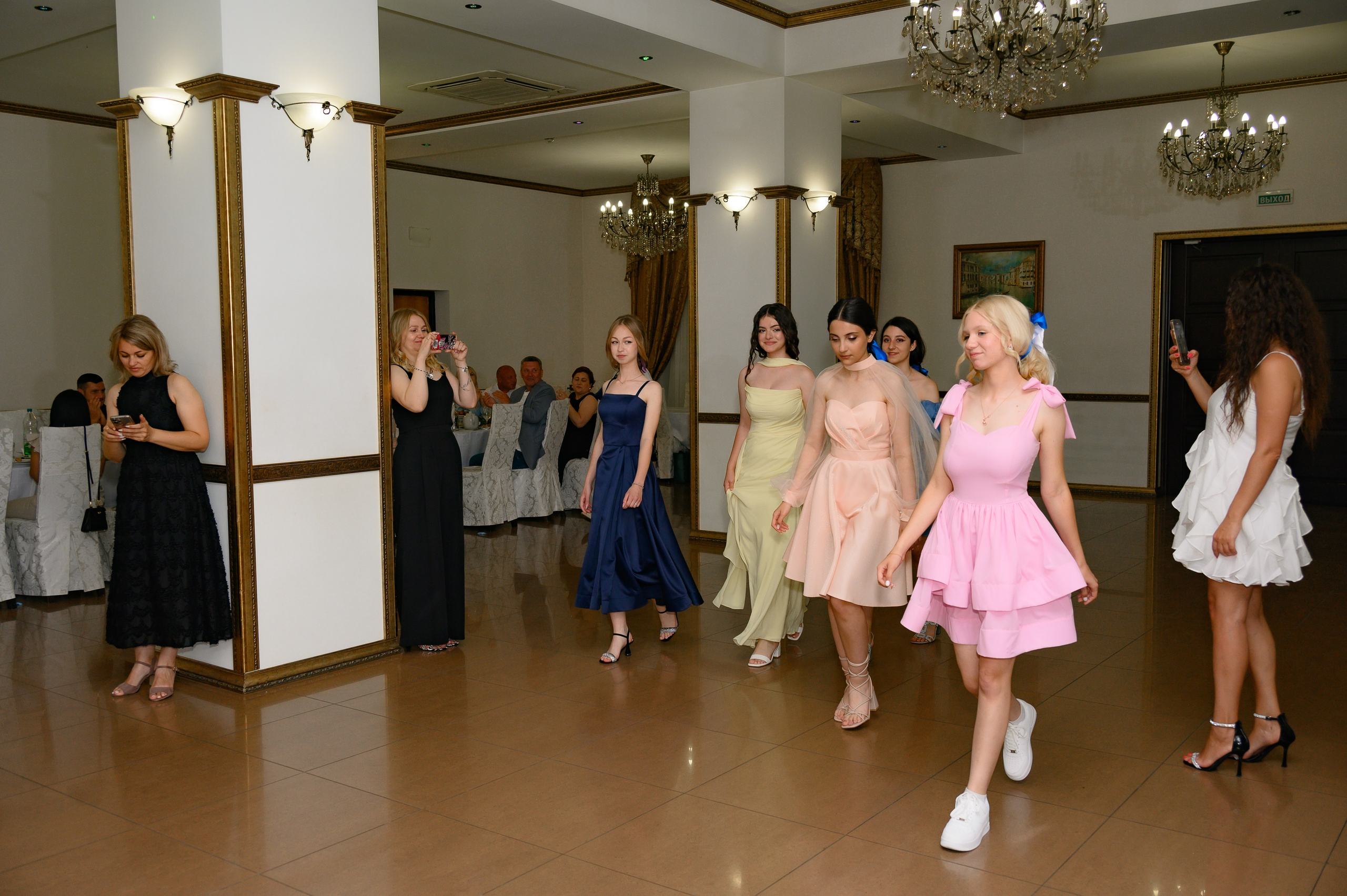 Выпускной 2025 9 кл. Семейный и детский фотограф в Новороссийске Лебедева Елена