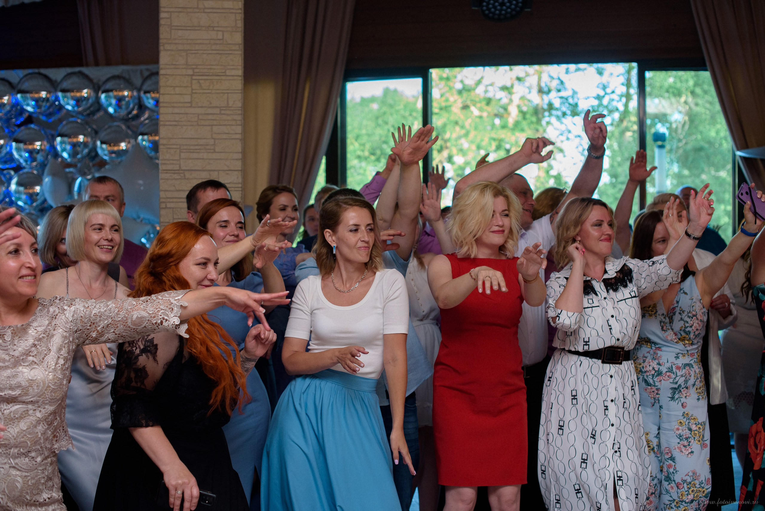 Выпускной 9-11классы. Выпускные книги Анапа Новороссийск Краснодар