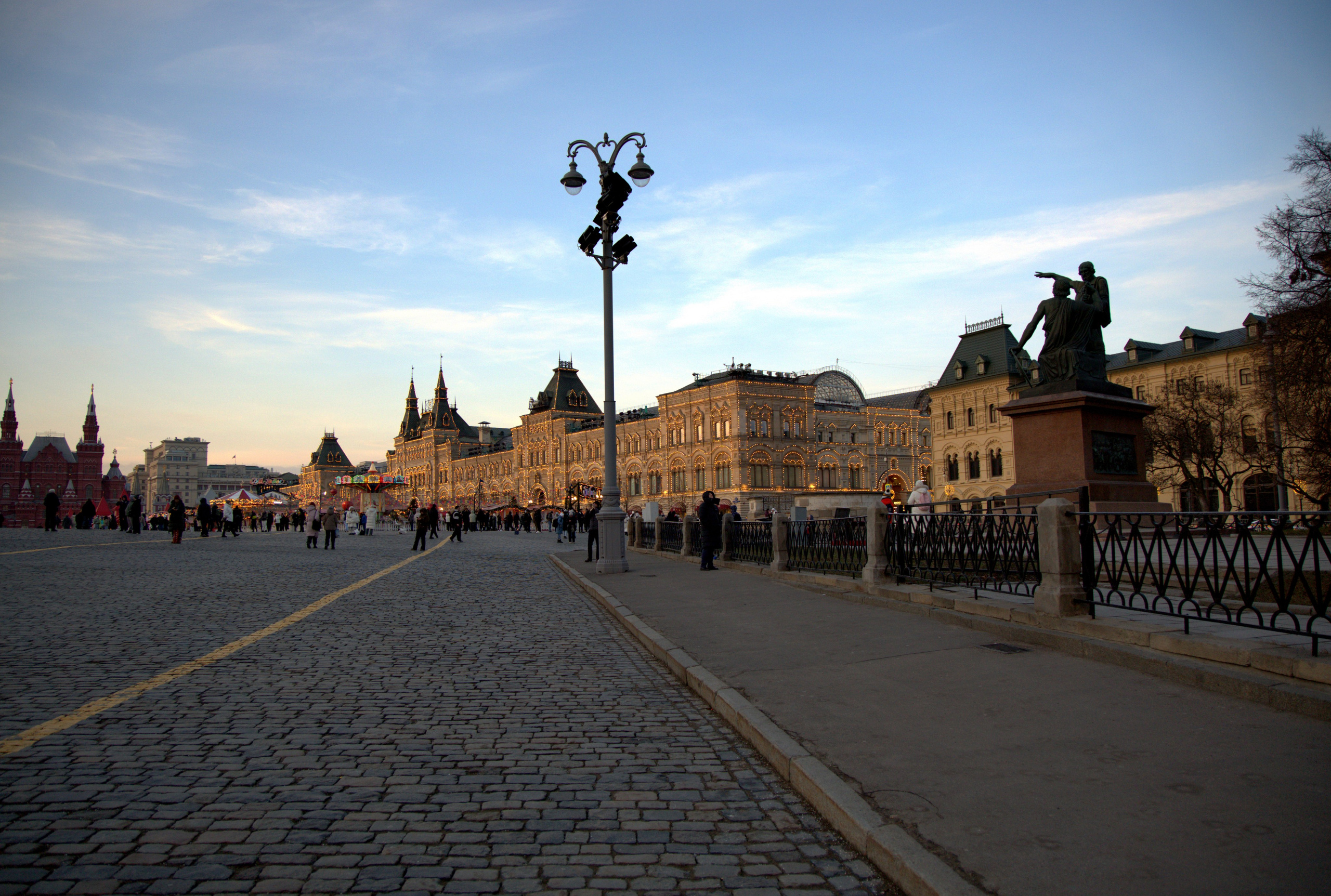 МОЙ ГОРОД. ФОТОГРАФ В МОСКВЕ СТАНИСЛАВ КОБЗЕВ