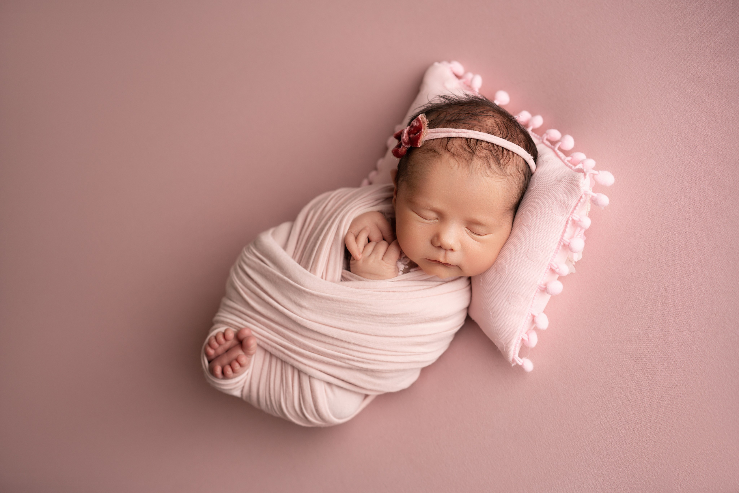 Фотосессия новорожденных | Галерея трогательных кадров малышей в стиле newborn. Фотосессия новорожденных в Москве и Московской области | Профессиональный фотограф newborn — Татьяна Иванова