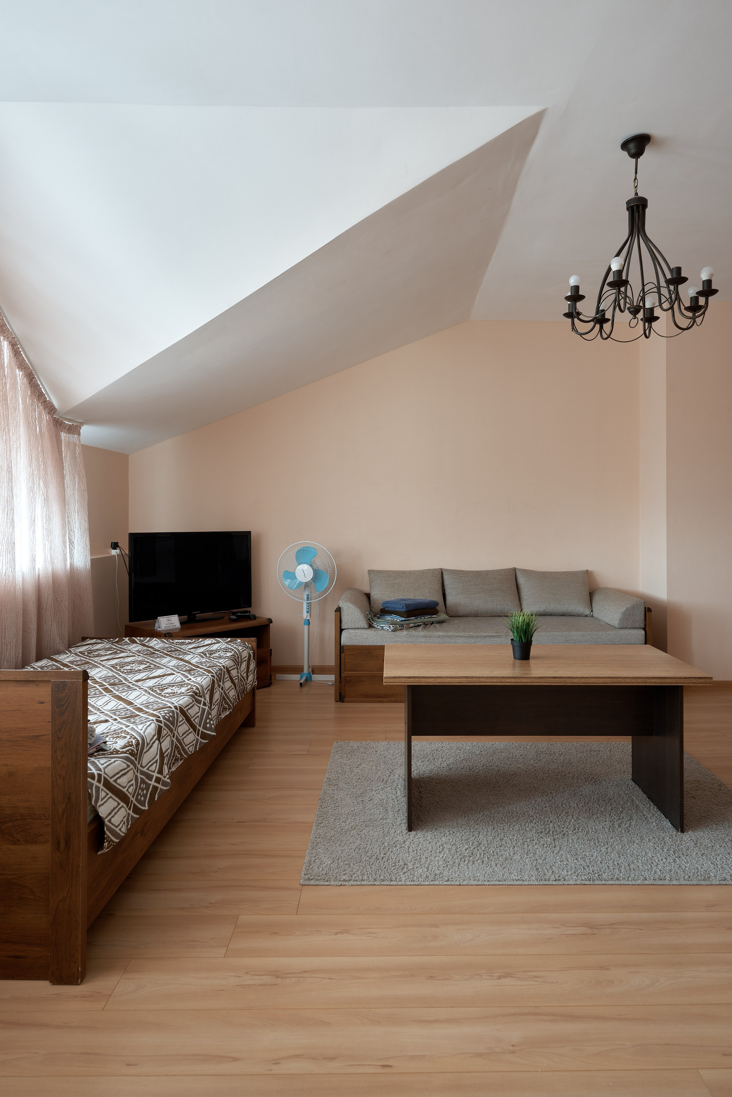 Апартаменты, Монблан, оз. Банное. Абросимов Лев интерьерный и архитектурный фотограф