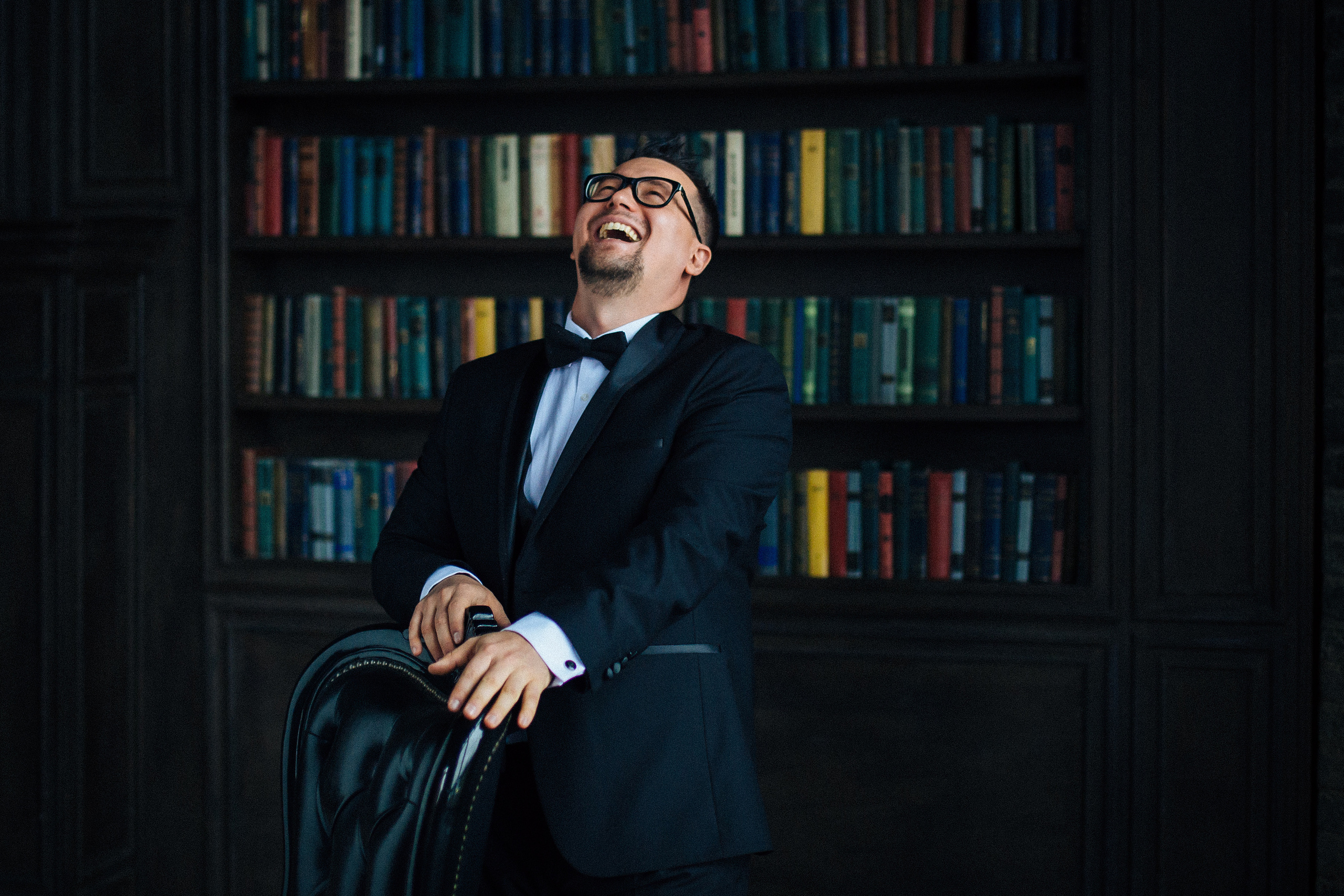 Бизнес портрет мужской и женский руководителя. КонТайм: профессиональная съемка для организаций