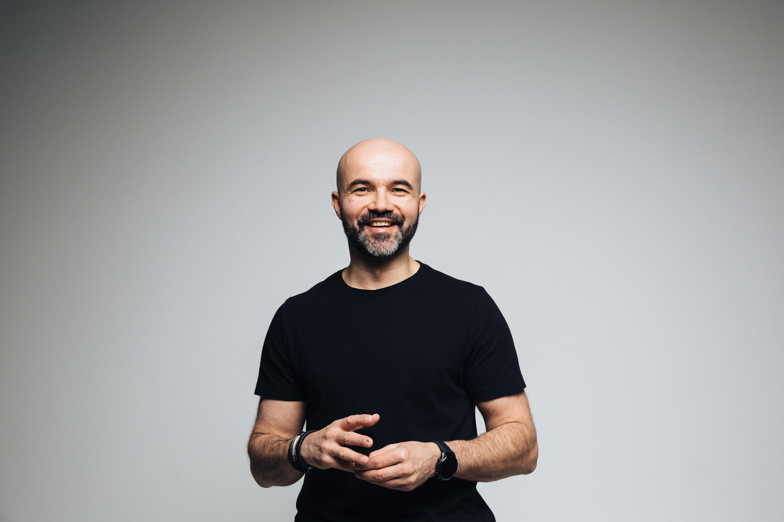 Бизнес портрет мужской и женский руководителя. КонТайм: профессиональная съемка для организаций