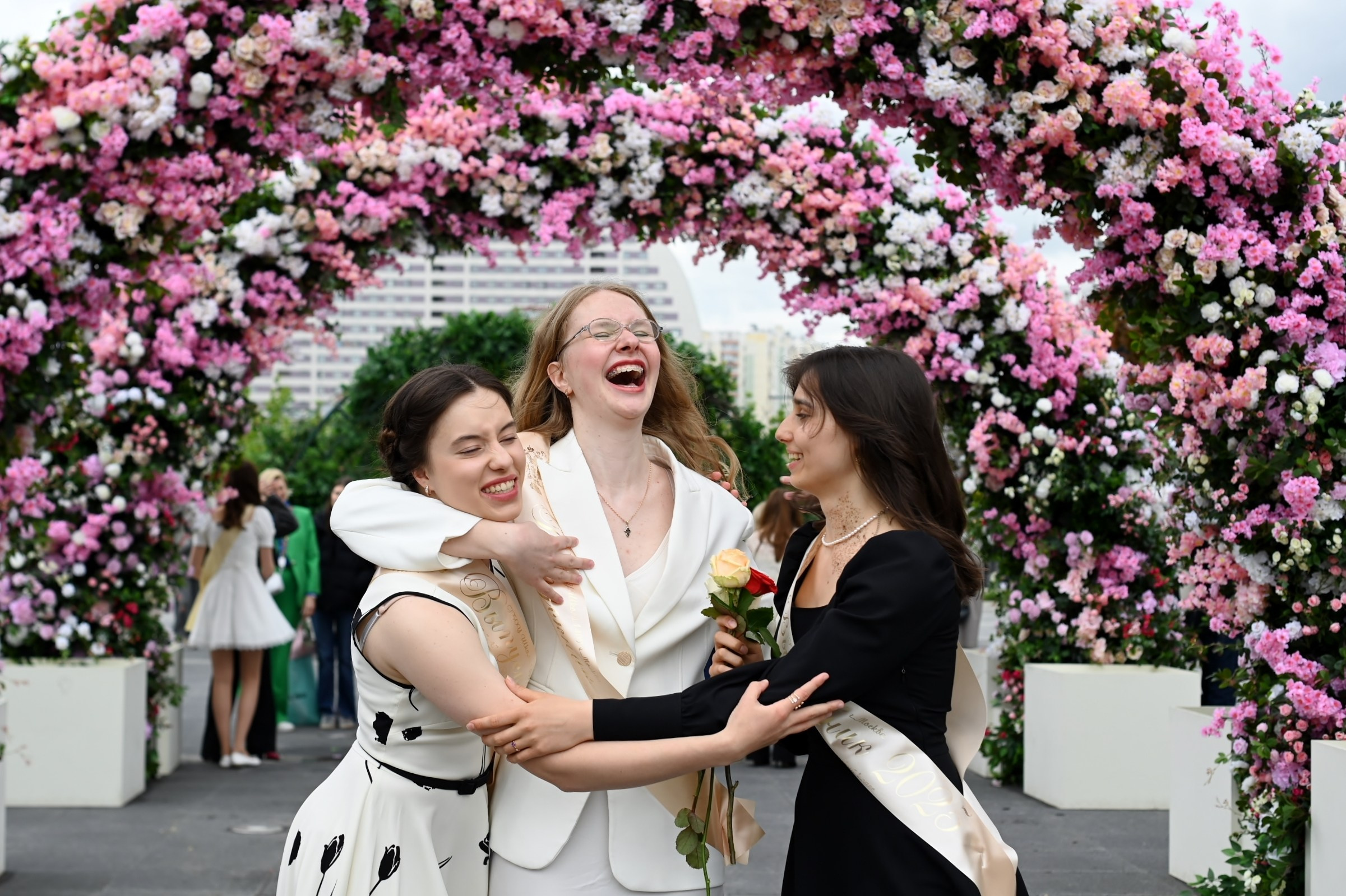 Последний Звонок в школе 1409 на Ходынке. Свадебный и семейный фотограф в Москве Ирина Гончарова