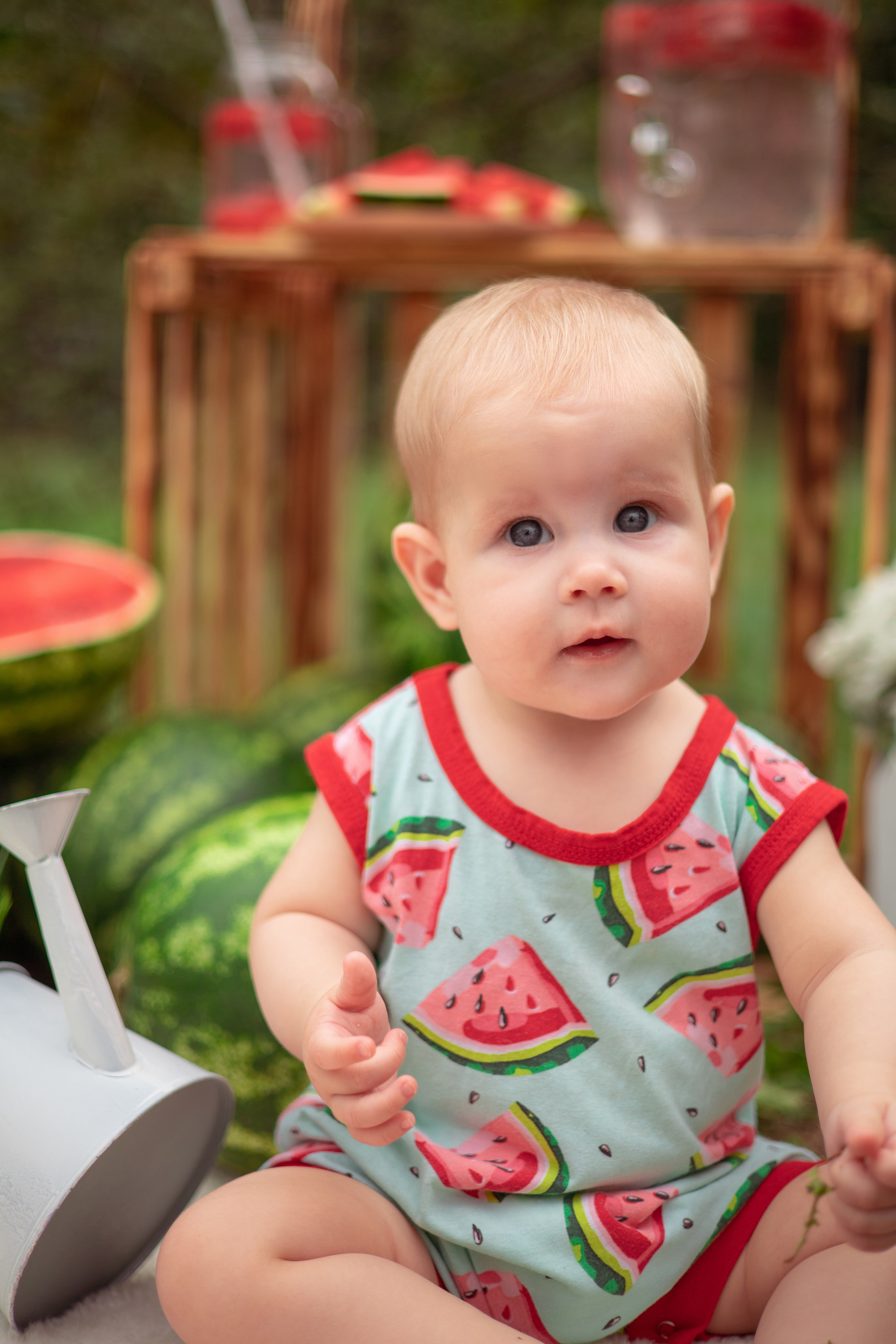 Тимофей и Даша арбузы. Семейный и детский фотограф в Михайловке Татьяна Лестьева