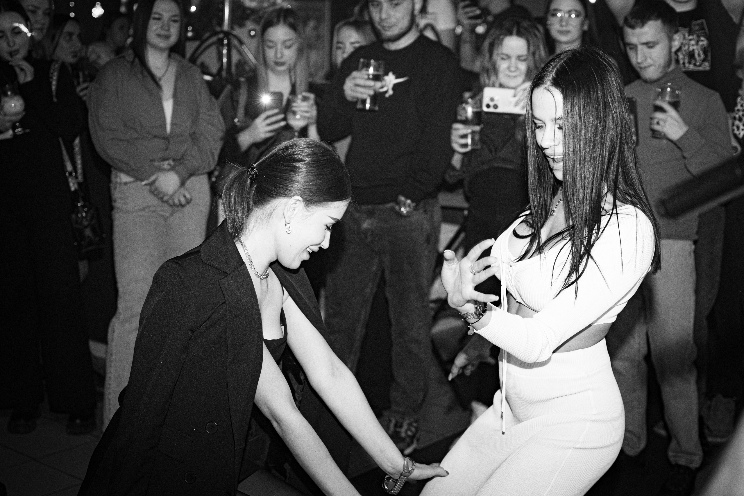 HOLLYWOOD / 6 YEARS. Photokarish