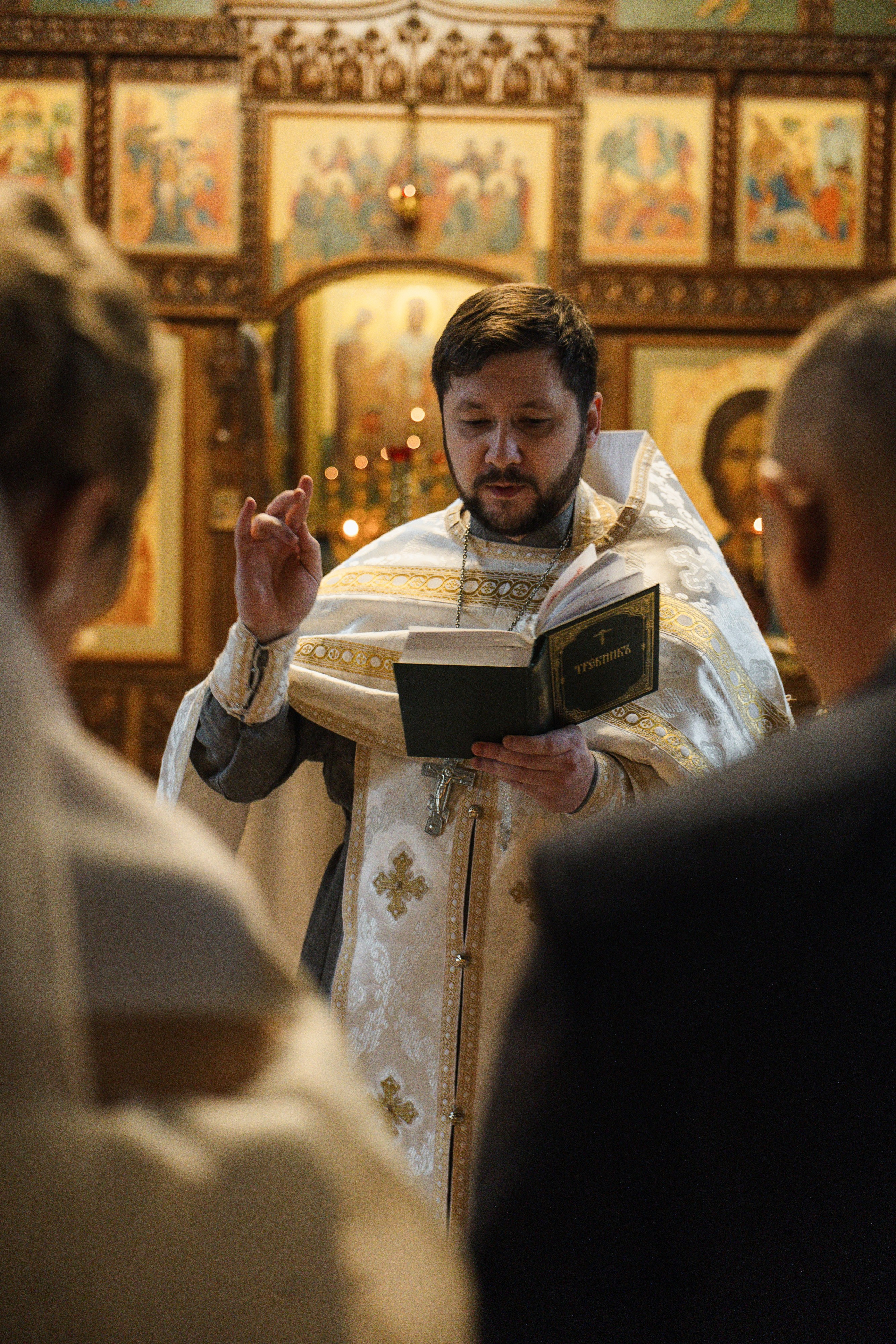 Венчание. Индивидуальные, семейные съемки, love story съемки фотограф в Красноярске Ирина Белова