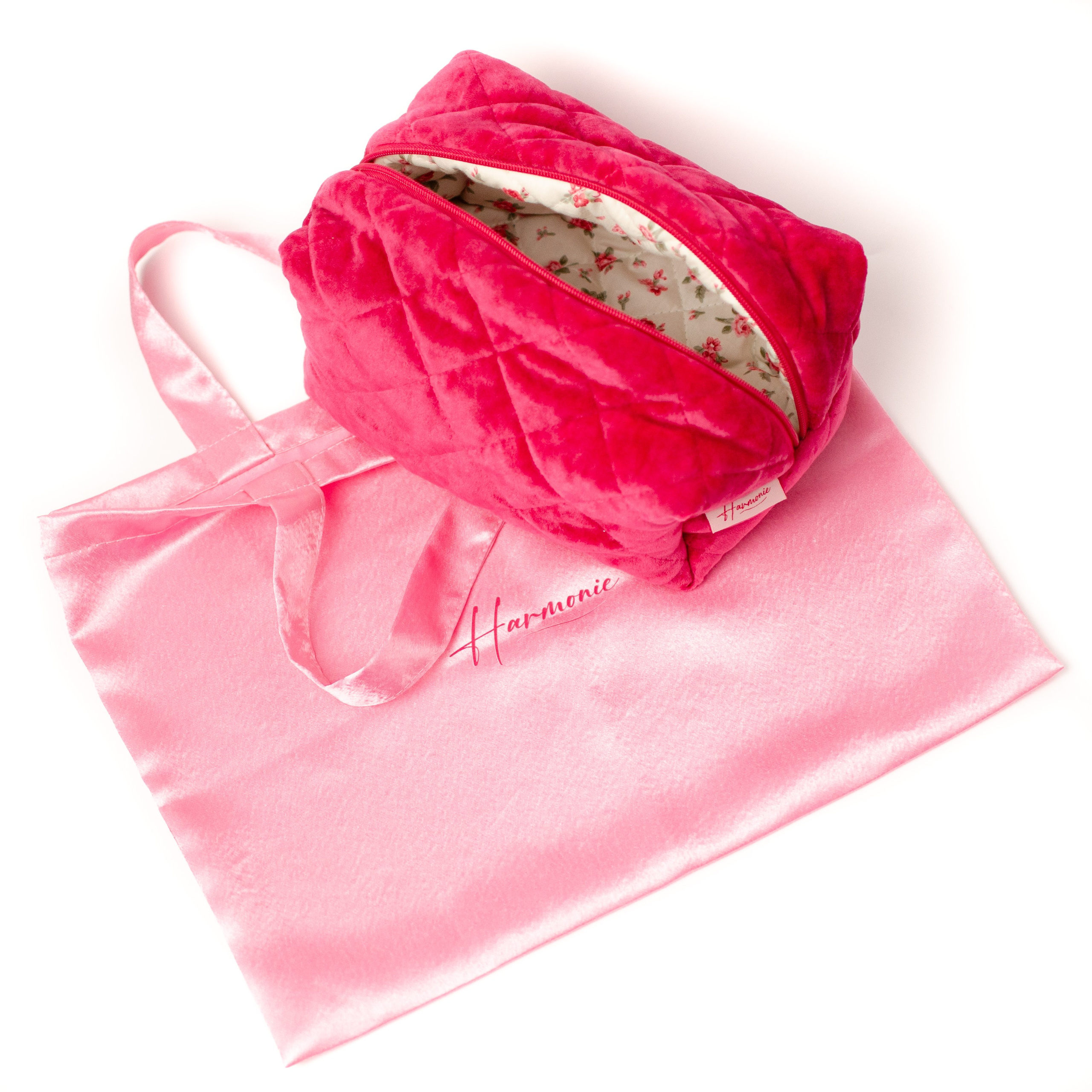 Косметички для Золотого Яблока. Женский и предметный фотограф в Уфе Анастасия Настоечка