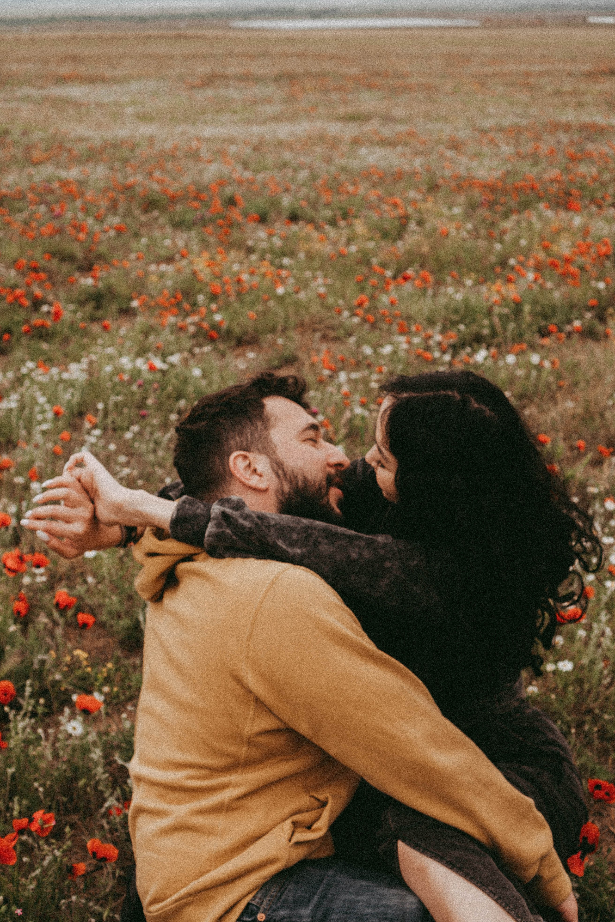 Любовь в маковом поле. Профессиональный фотограф, Санкт-Петербург — Виктория Богомолова