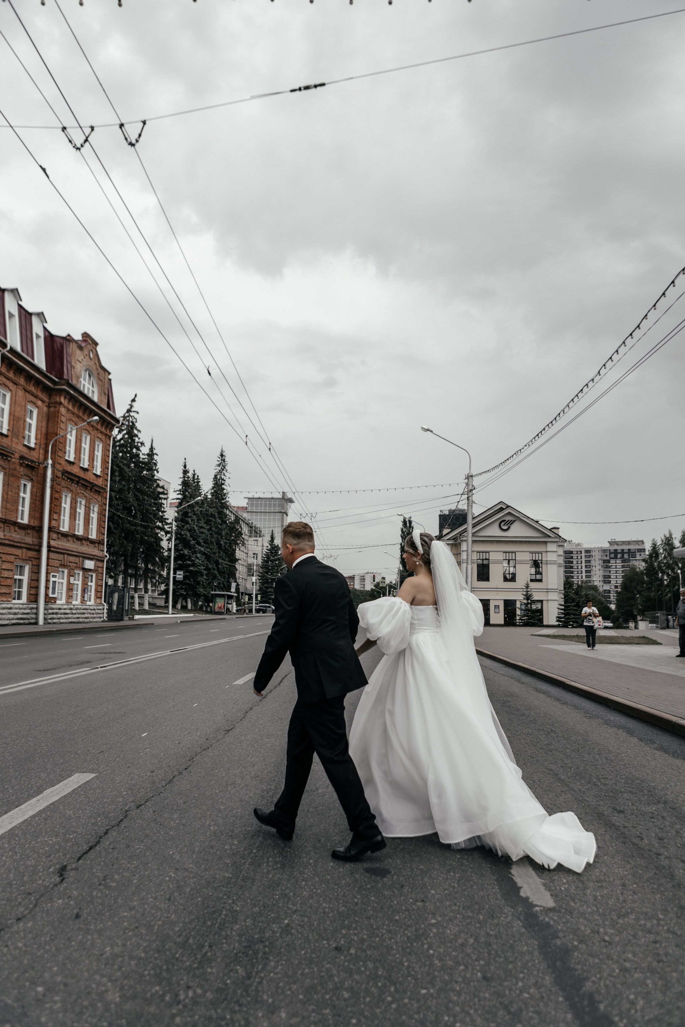 Свадебный фотограф Уфа — Руслан ГабдлисламовЖивые эмоции, красивые кадры, воспоминания на всю жизнь.Работаю по всей Республике Башкортоста. Свадебный фотограф Уфа Руслан Габдлисламов