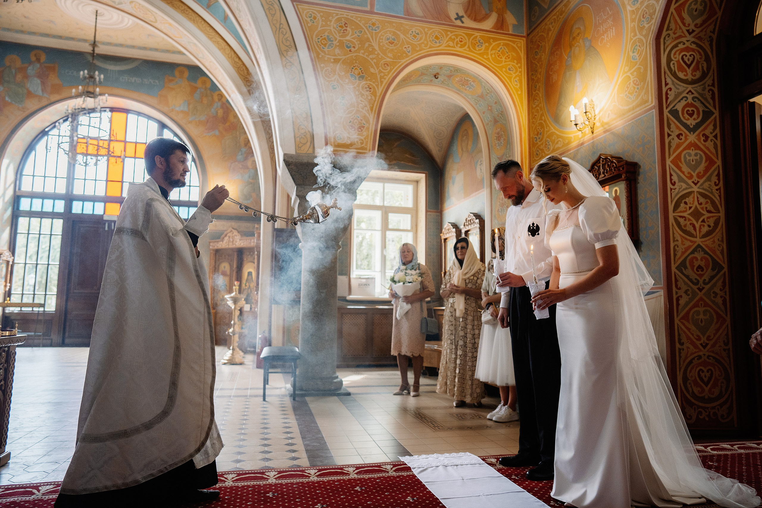 Евгений и Валерия. Фотограф на Крещение и Венчание в Красноярске Рамазанова Юлия