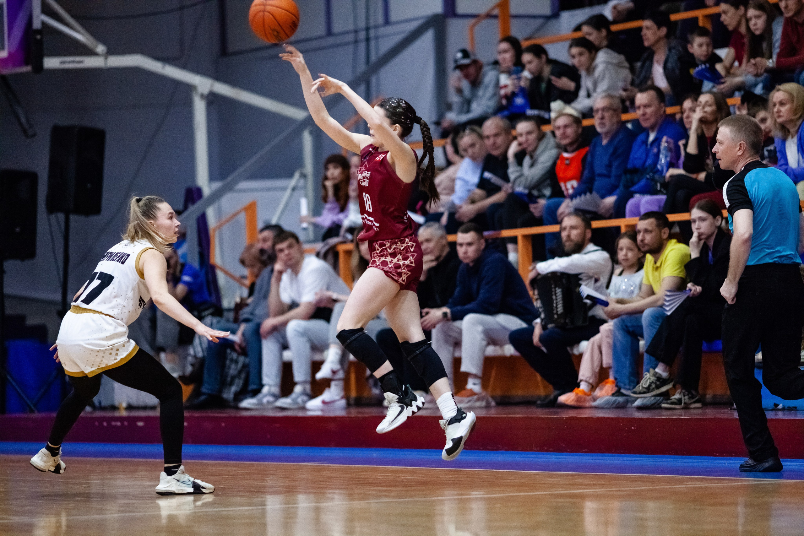 ЧГУ-Атланта — Славянка. Фотография