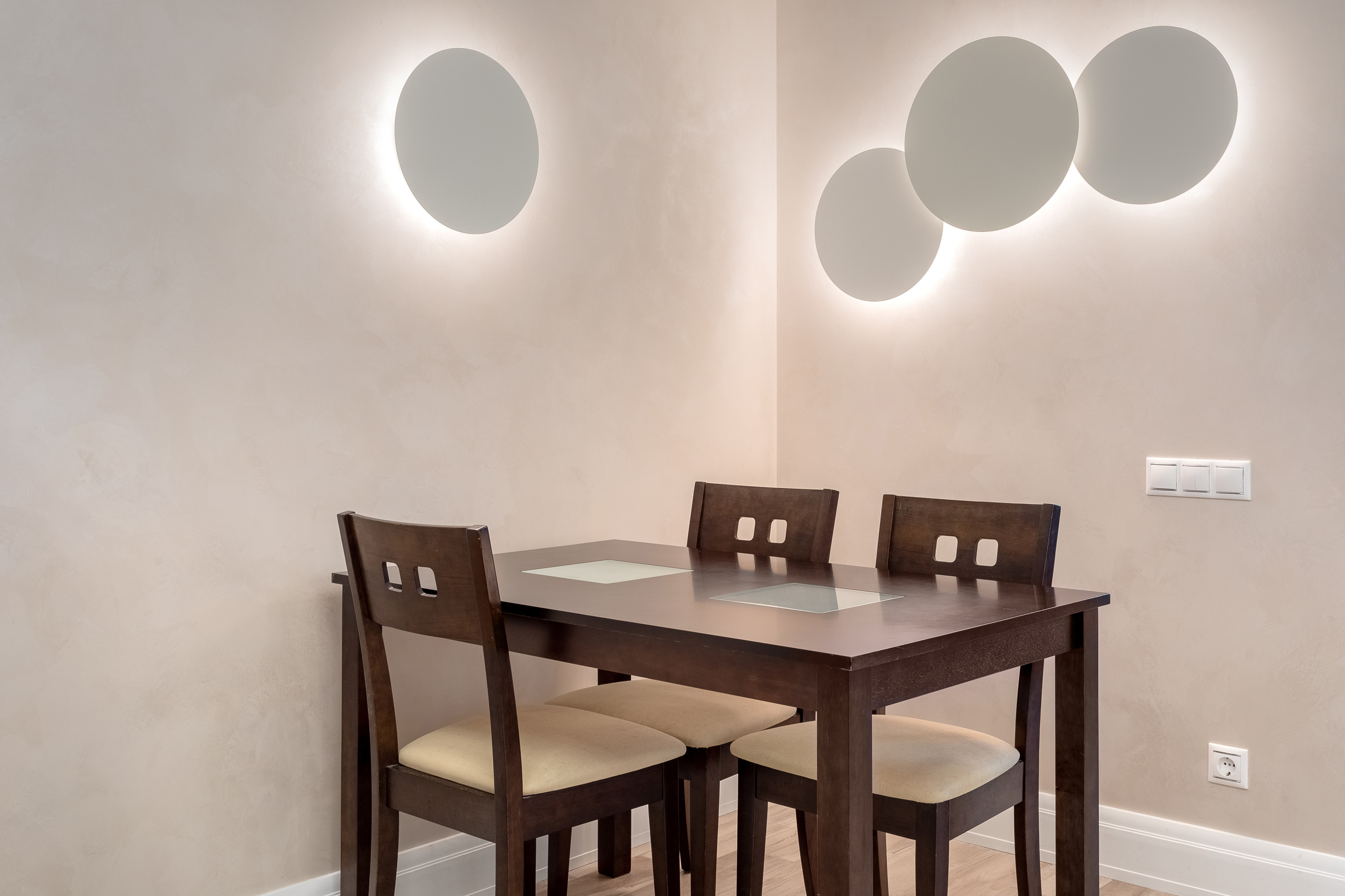 Интерьерные снимки кухни в Курске. Максим Бондарев, коммерческий фотограф для бизнеса | Курск