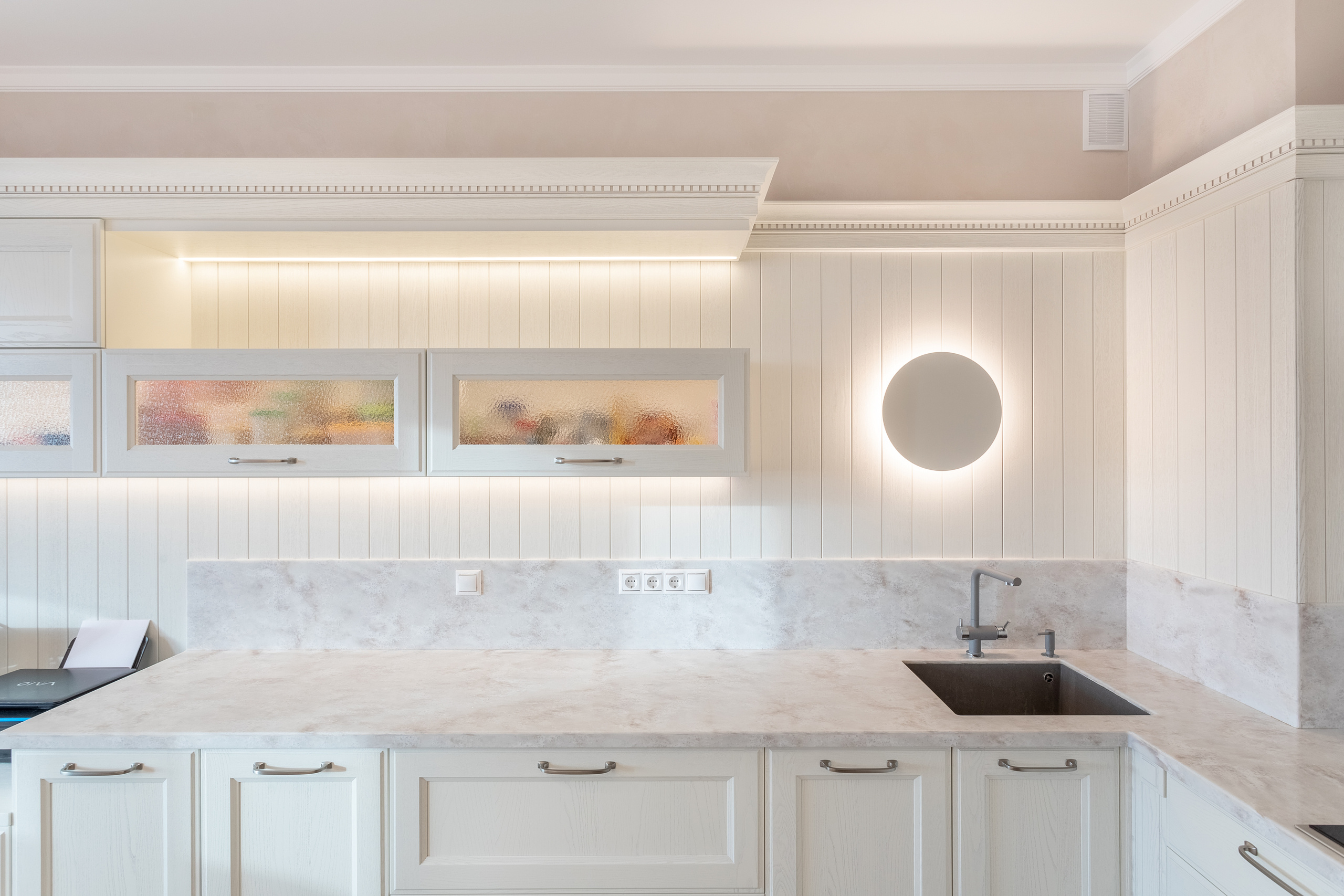 Интерьерные снимки кухни в Курске. Максим Бондарев, коммерческий фотограф для бизнеса | Курск