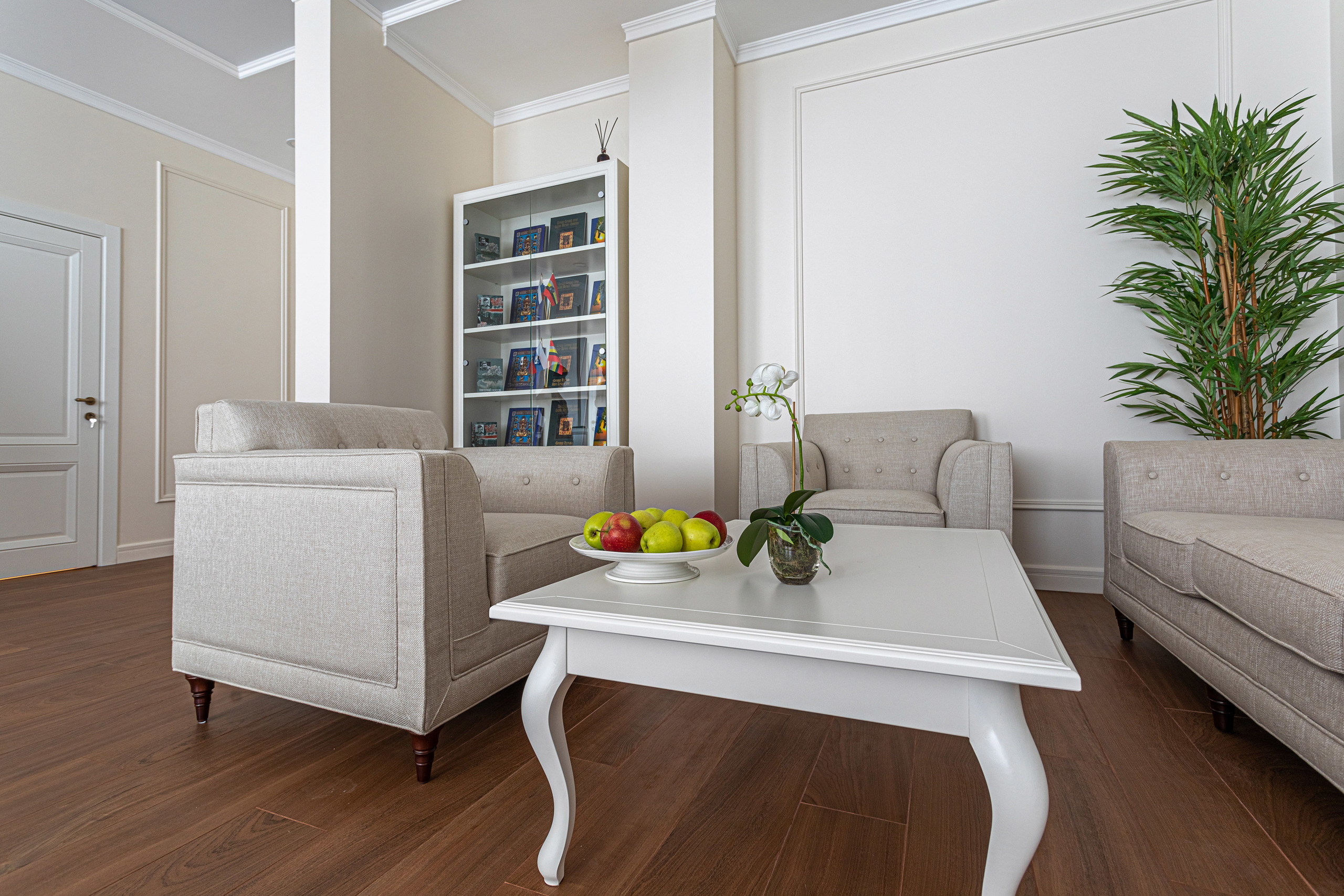 Съемка интерьеров зала аэропорта в Курске. Максим Бондарев, коммерческий фотограф для бизнеса | Курск