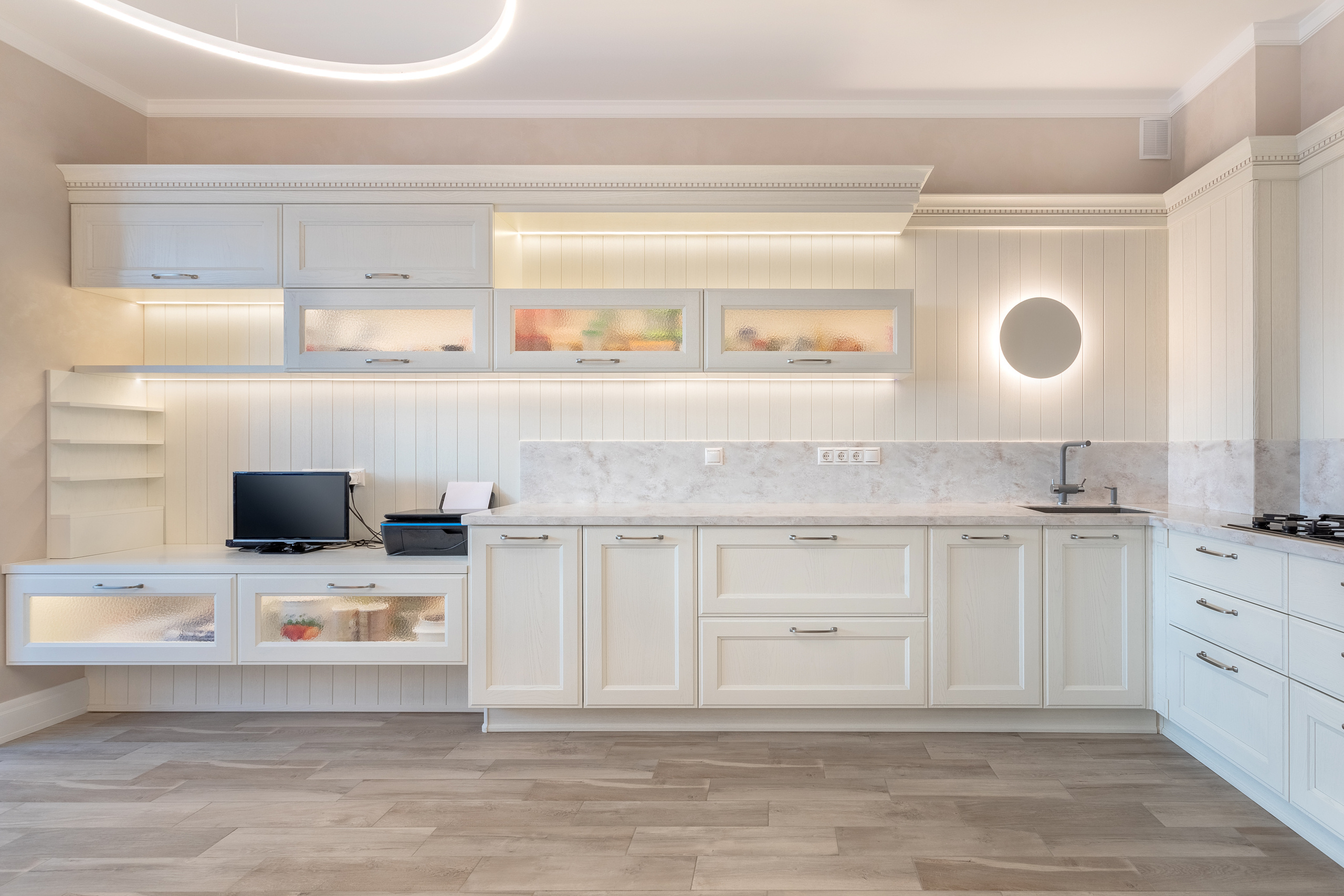 Интерьерные снимки кухни в Курске. Максим Бондарев, коммерческий фотограф для бизнеса | Курск