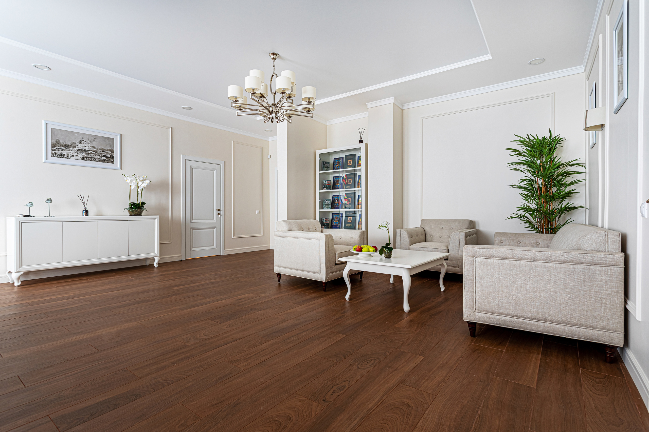 Съемка интерьеров зала аэропорта в Курске. Максим Бондарев, коммерческий фотограф для бизнеса | Курск