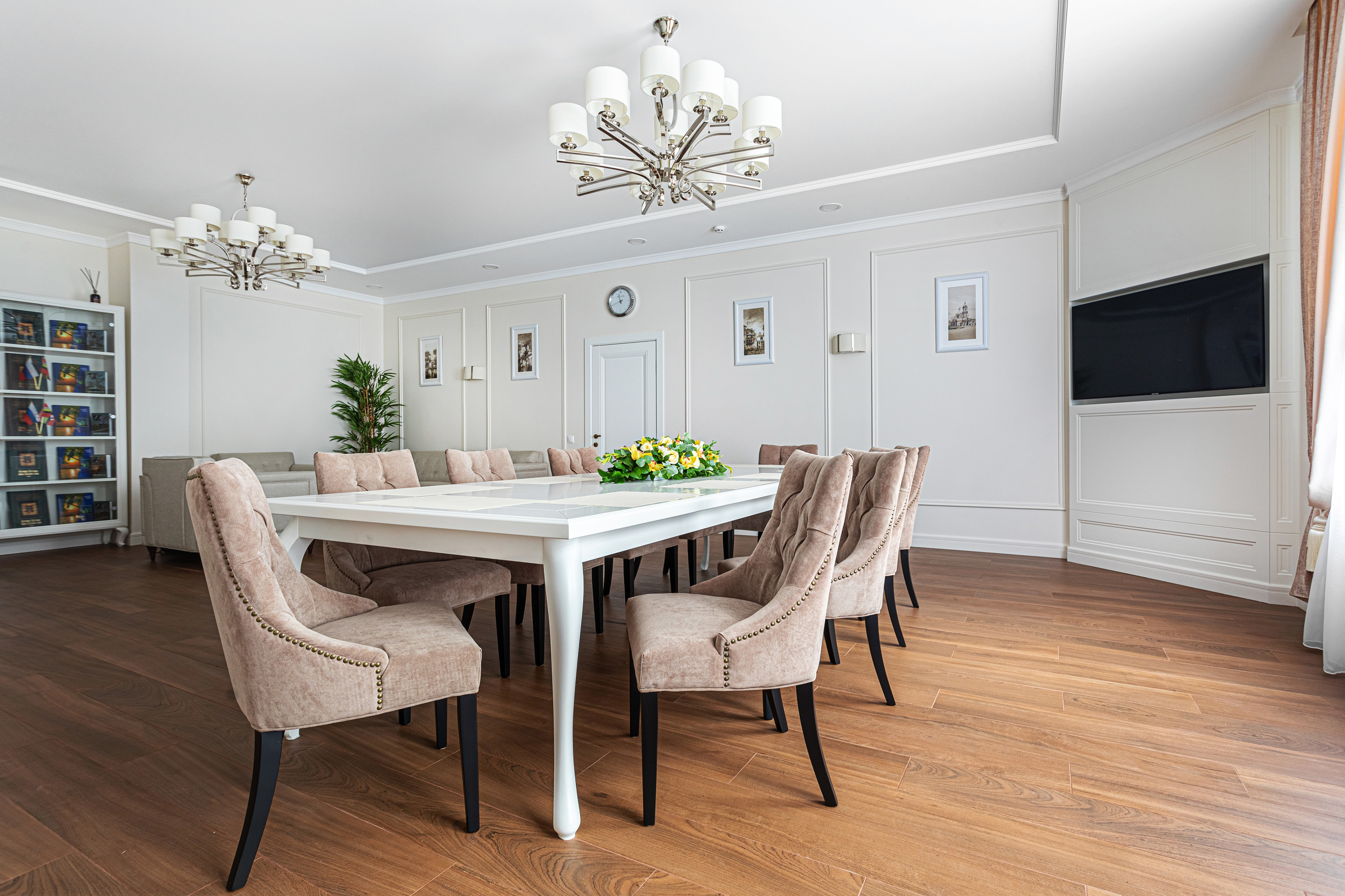 Съемка интерьеров зала аэропорта в Курске. Максим Бондарев, коммерческий фотограф для бизнеса | Курск