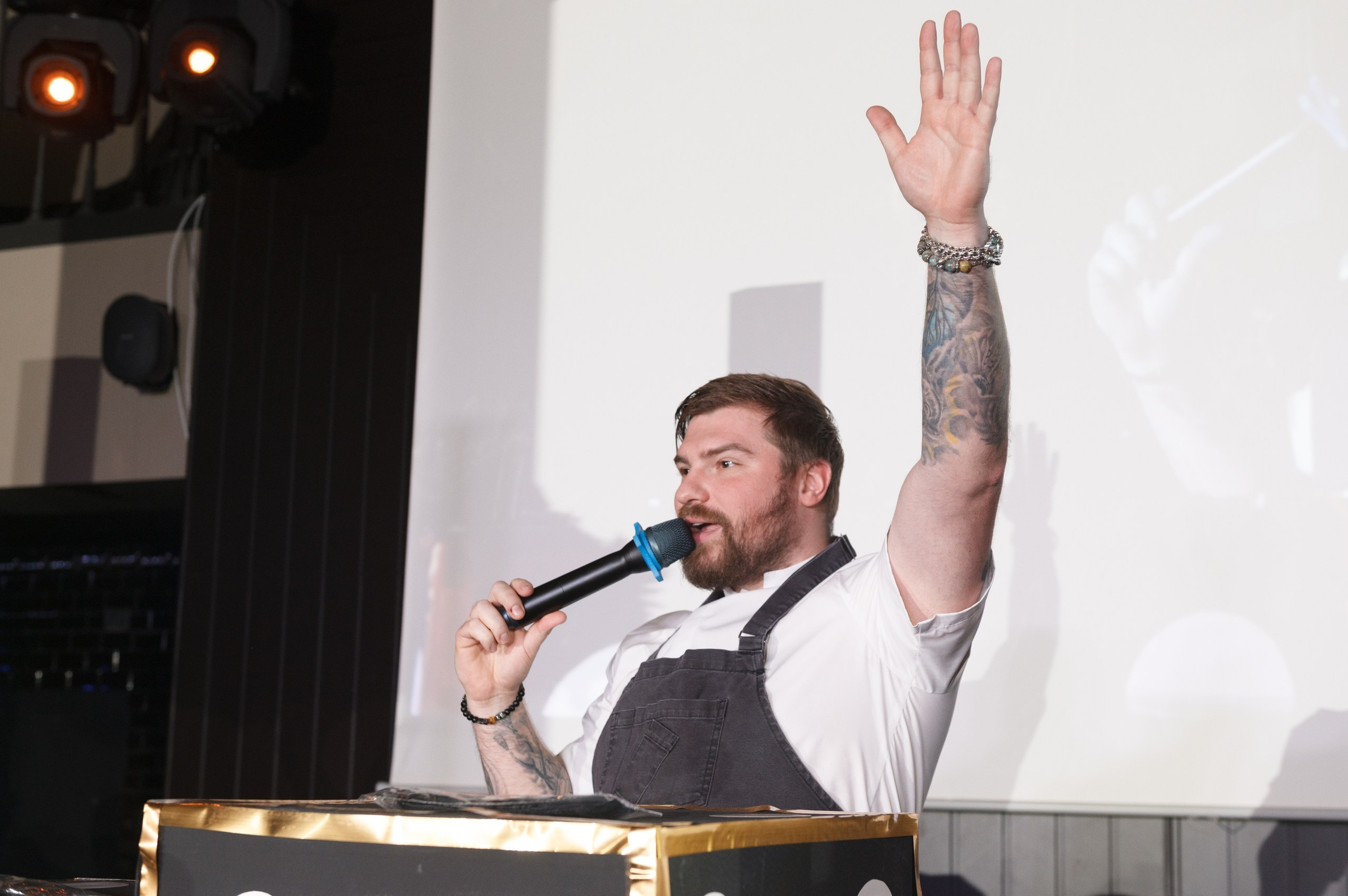 Новогодний корпоратив в стиле Адская кухня — Адский Граф. Праздничное агентство ПИОН