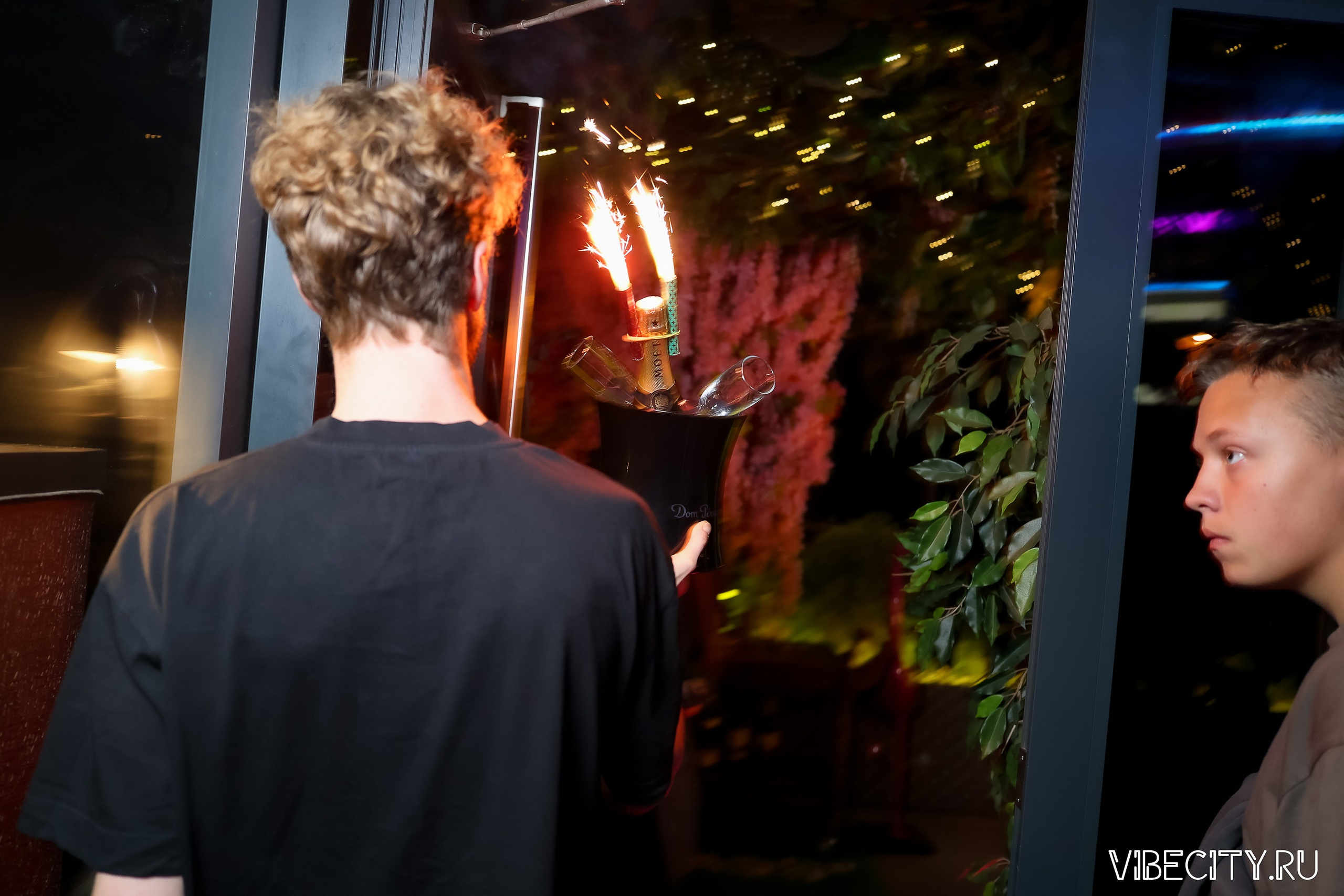 DOUBLE U. VIBECITY.RU Вайб Сити Ру Фоторепортажи Фотоотчеты Калининград