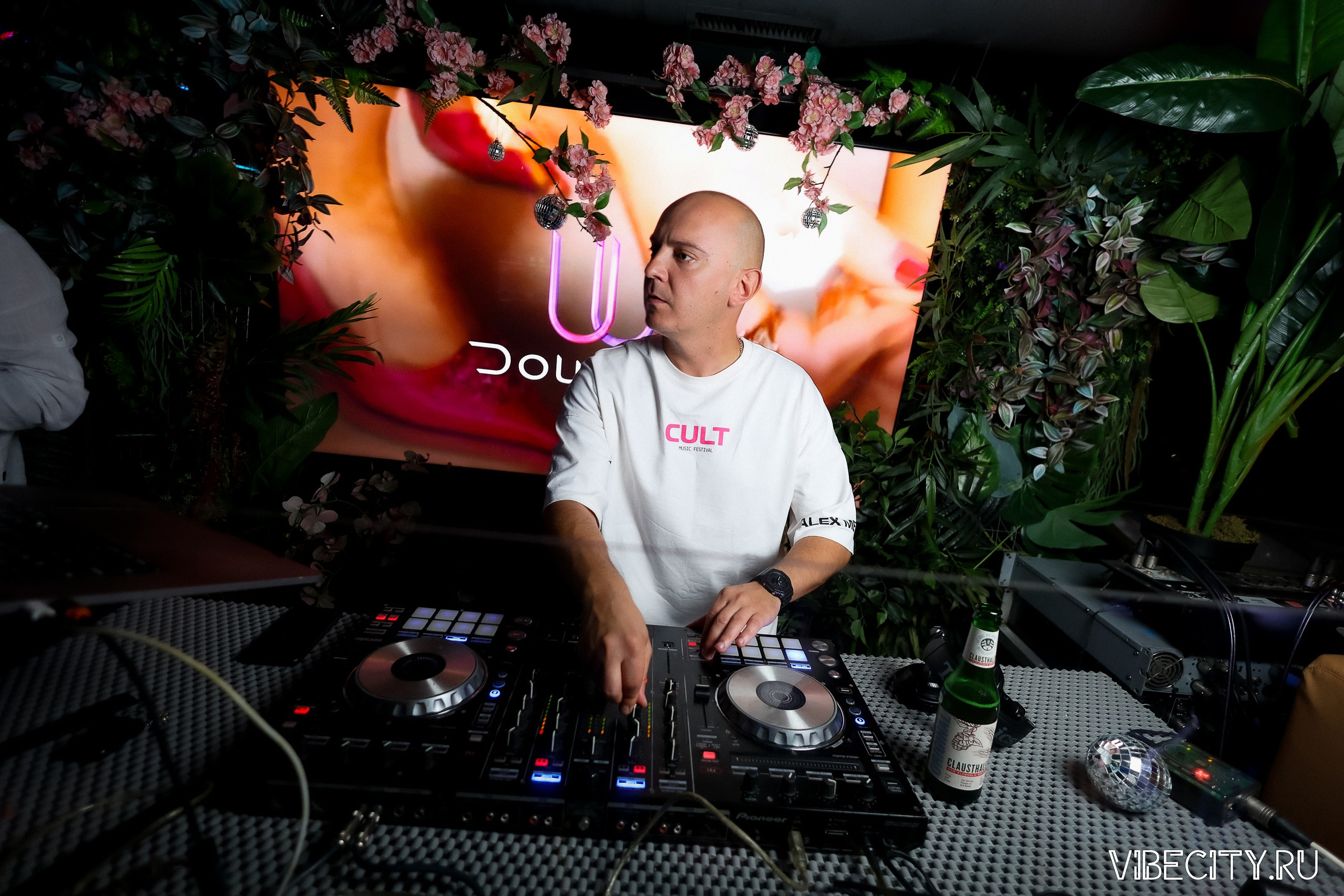 DOUBLE U. VIBECITY.RU Вайб Сити Ру Фоторепортажи Фотоотчеты Калининград