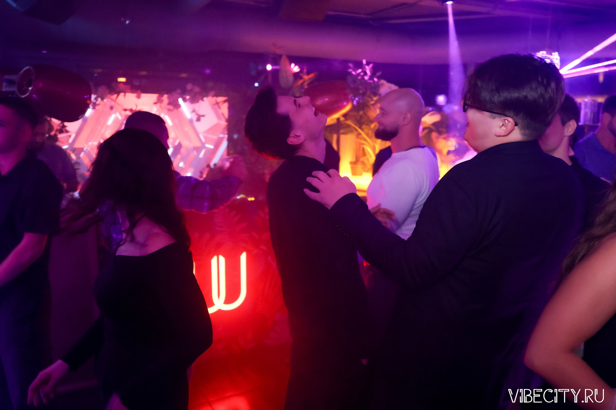 DOUBLE U. VIBECITY.RU Вайб Сити Ру Фоторепортажи Фотоотчеты Калининград