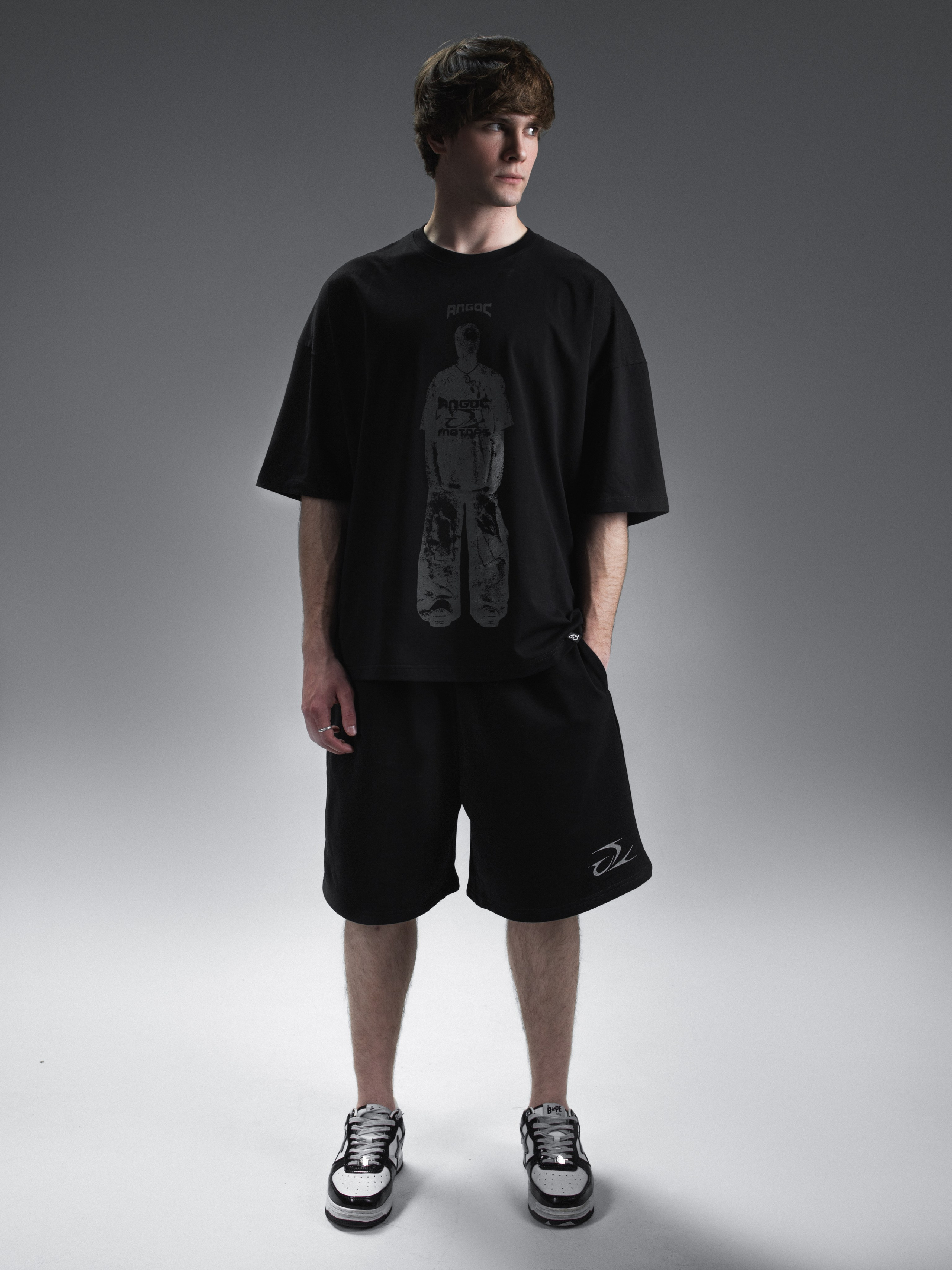 КАТАЛОГ | серый фон. RUNA production — стильные съемки для брендов