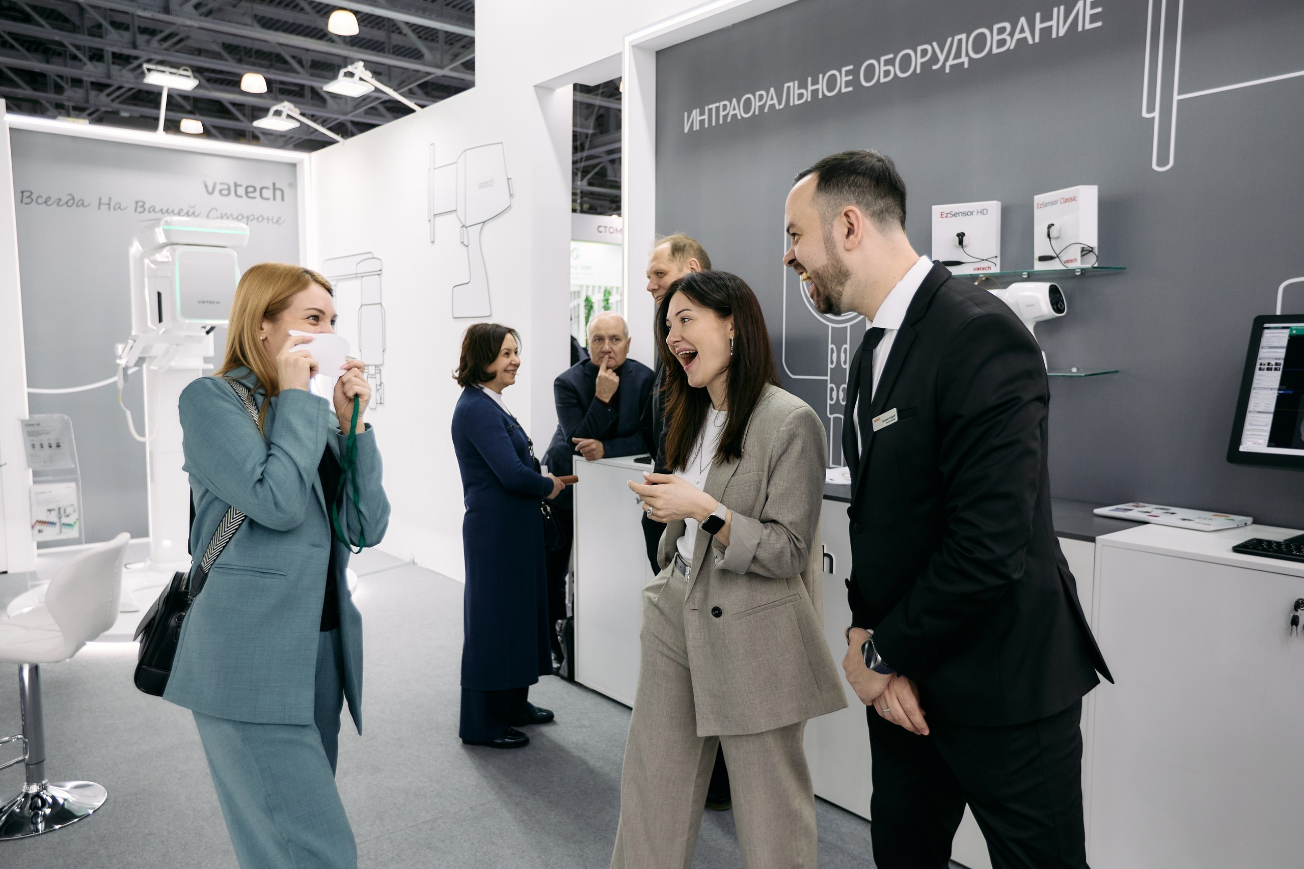Дентал Салон 2026: Vatech. Свадебный и репортажный фотограф Дмитрий Кононенко