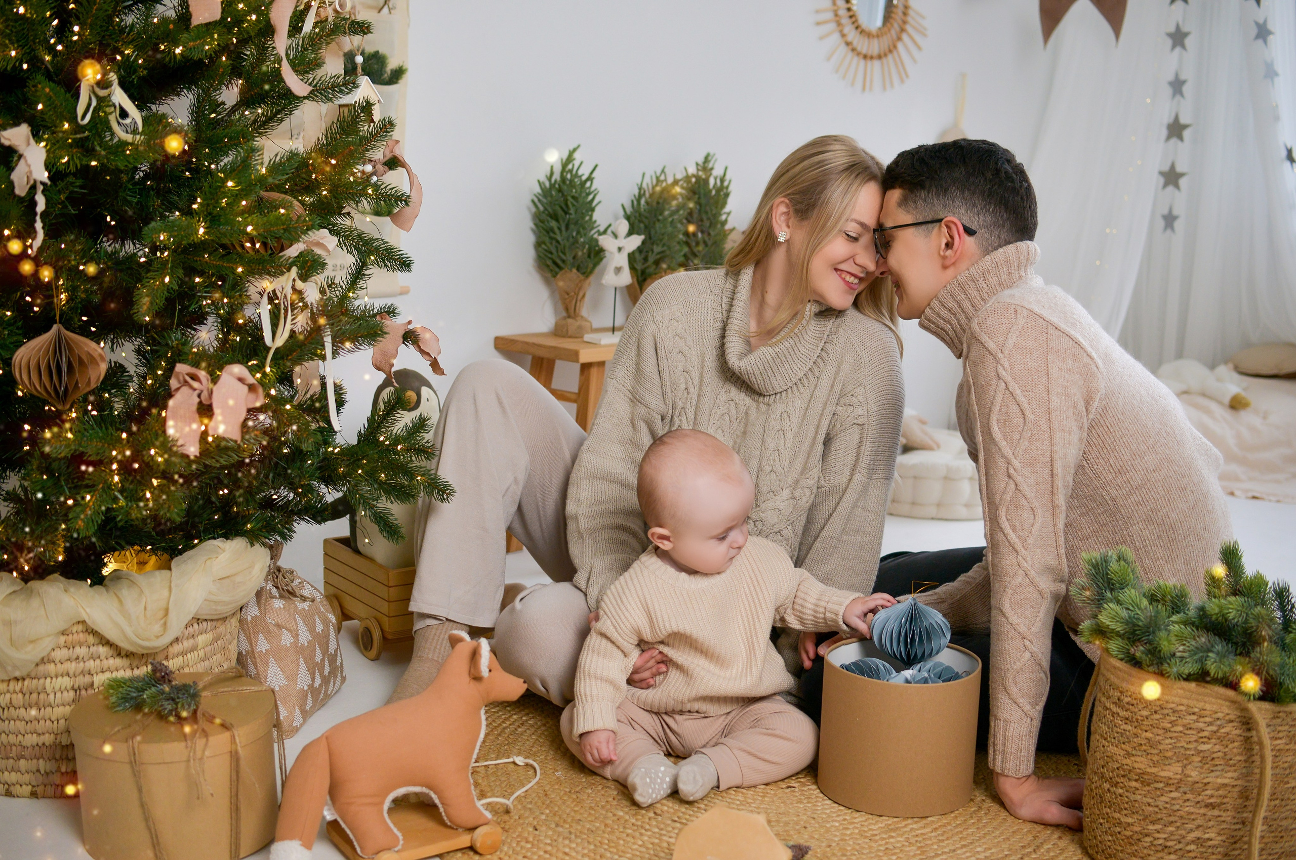 Новогодняя семейная фотосессия в Краснодаре 2023-2024. Фотограф новорожденных Краснодар Малышенко Надежда