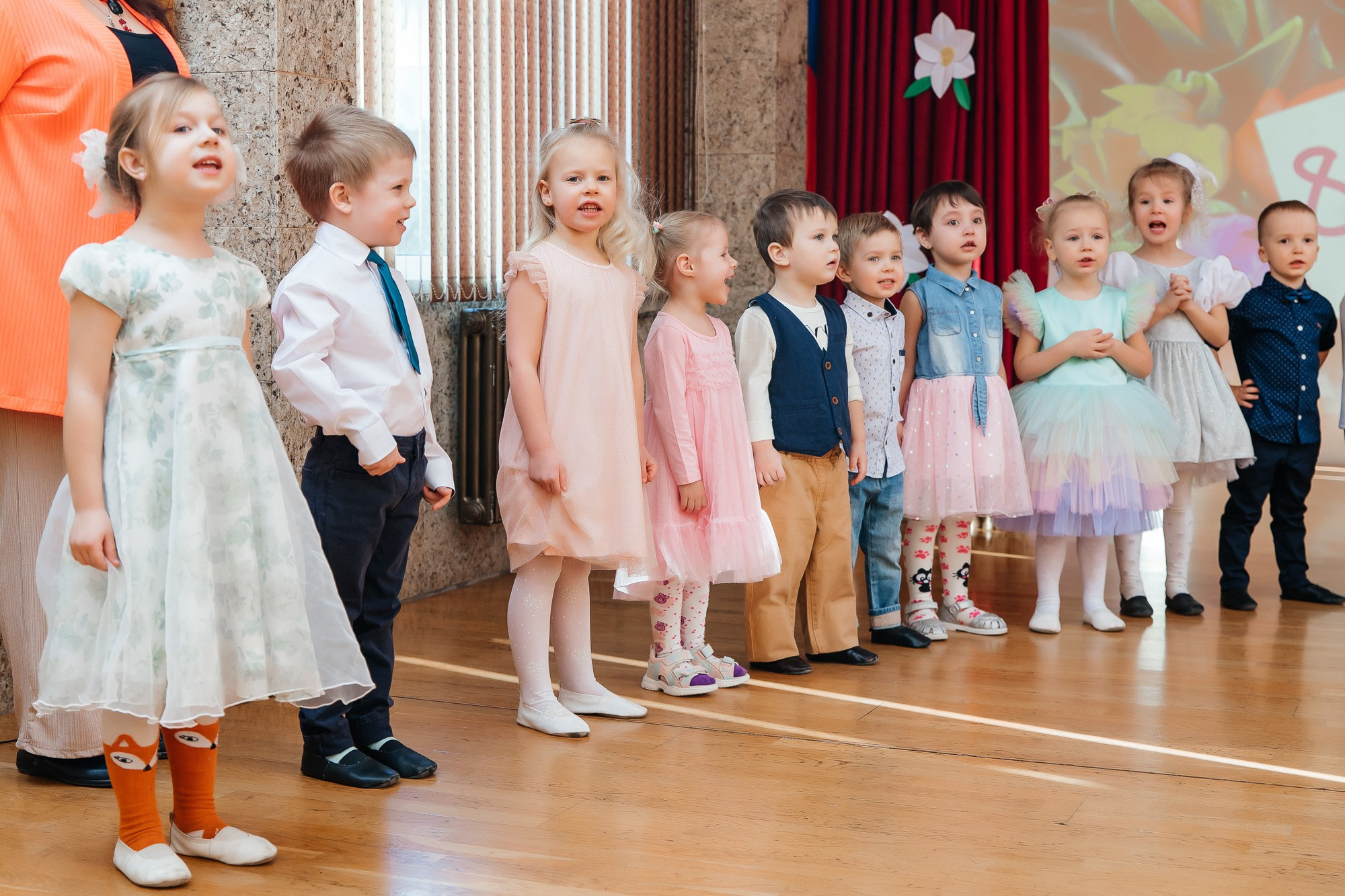 Детский сад № 93 — Утренник (07.03.2023). Свадебный и семейный фотограф Крамар Наталья
