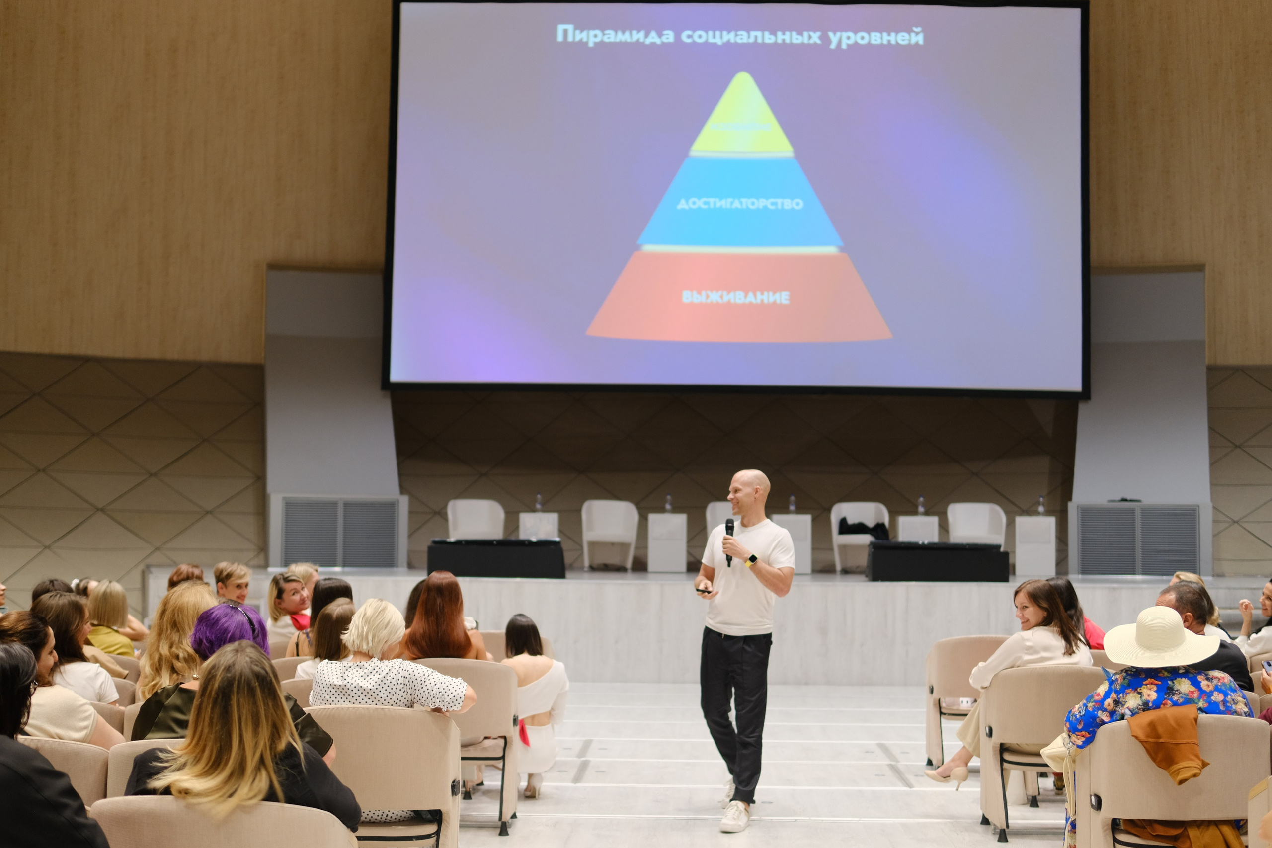 BRUSNIKA_Birthday. Индивидуальная фотосъёмка в Москве. Фотограф Василиса Тарасова