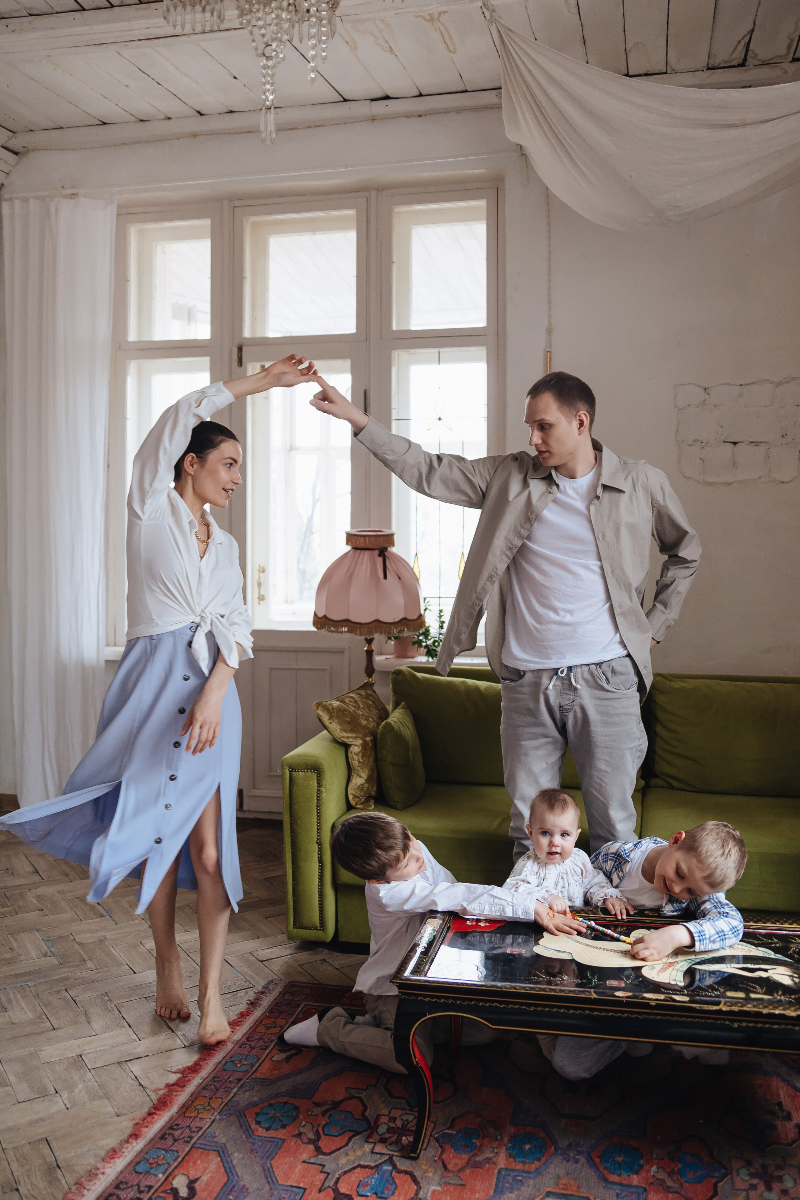 Съёмка в домашней студии в Екатеринбурге. Свадебный, семейный фотограф, контент съёмка. Екатеринбург. Елена Граф