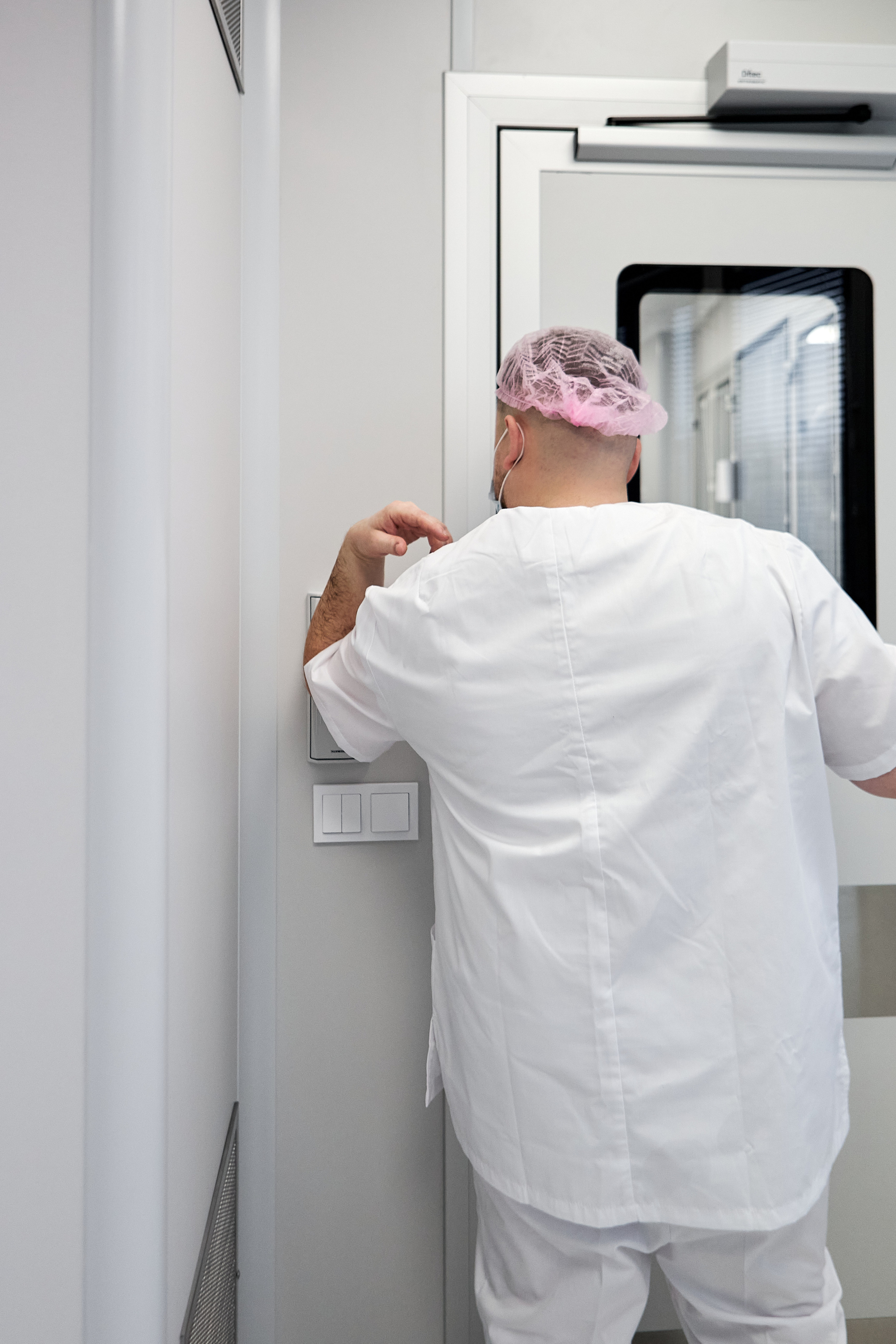 Глазной хирург. Фотограф Мария Лазакович — Минск