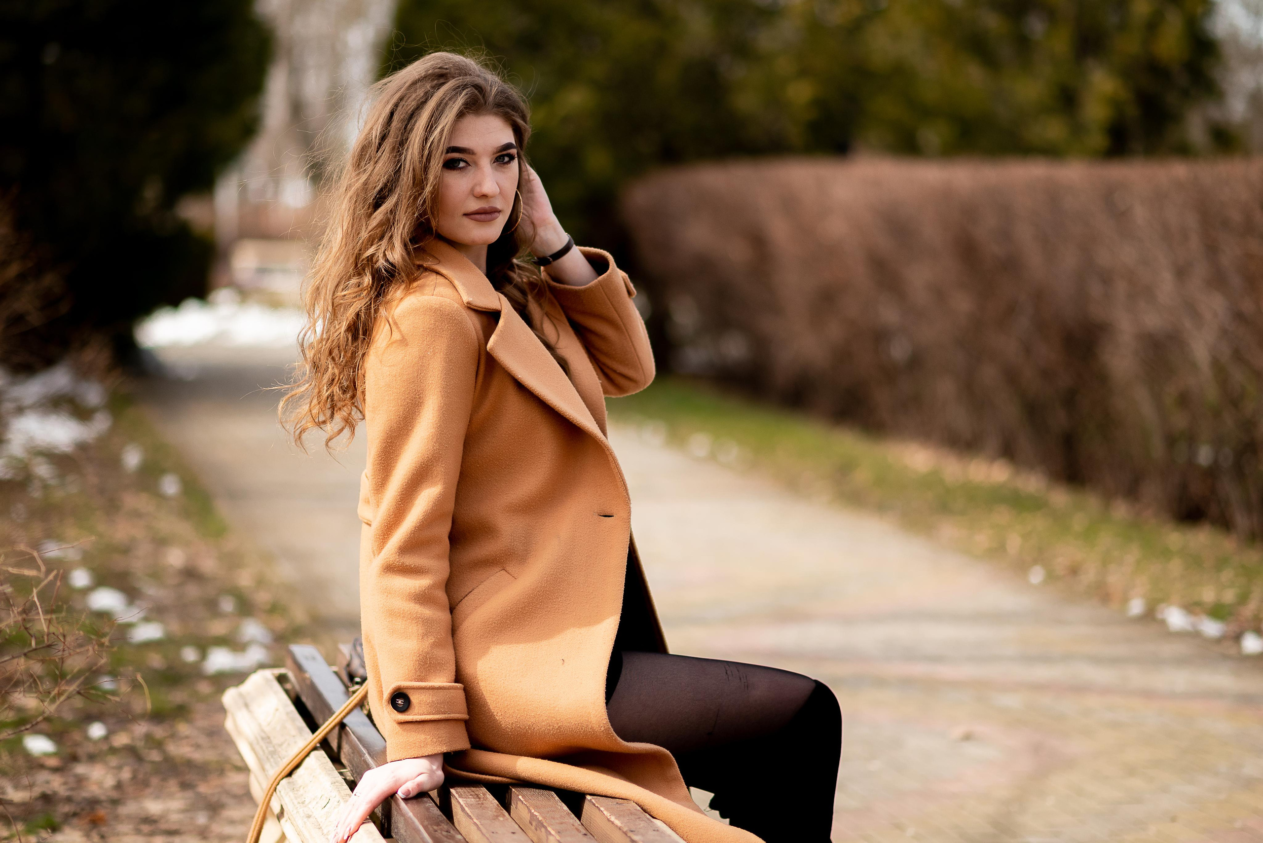 Фотосессия Алины в парке. Видеосьемка, фотосьемка свадеб, юбилеев, утренников в Краснодарском кр