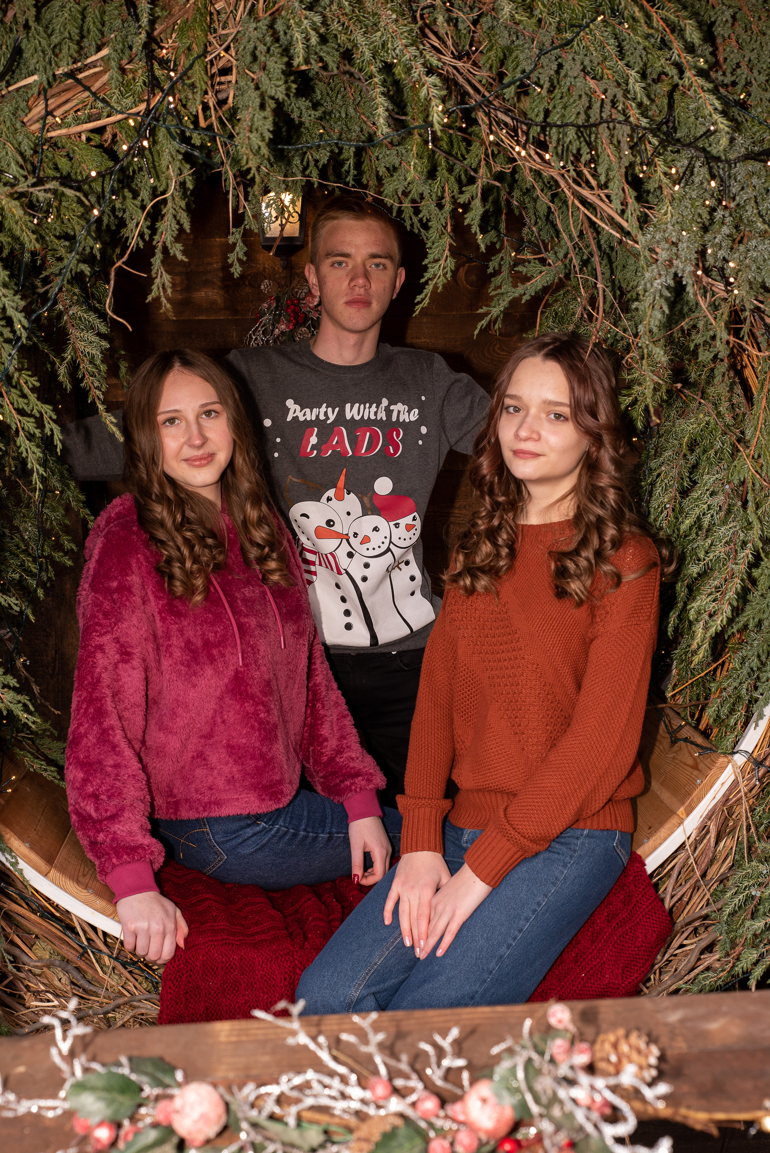 Школа п. Глубокий. Видеосьемка, фотосьемка свадеб, юбилеев, утренников в Краснодарском кр